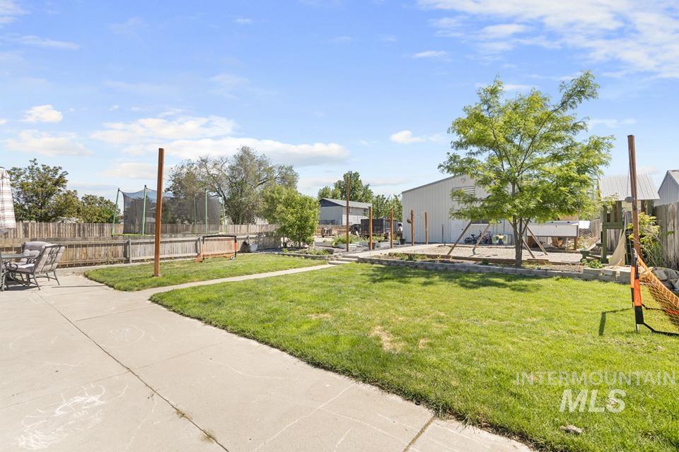 508 S Whitley, Fruitland, Idaho 83619, 4 Bedrooms, 1.5 Bathrooms, Residential For Sale, Price $465,000,MLS 98989098
