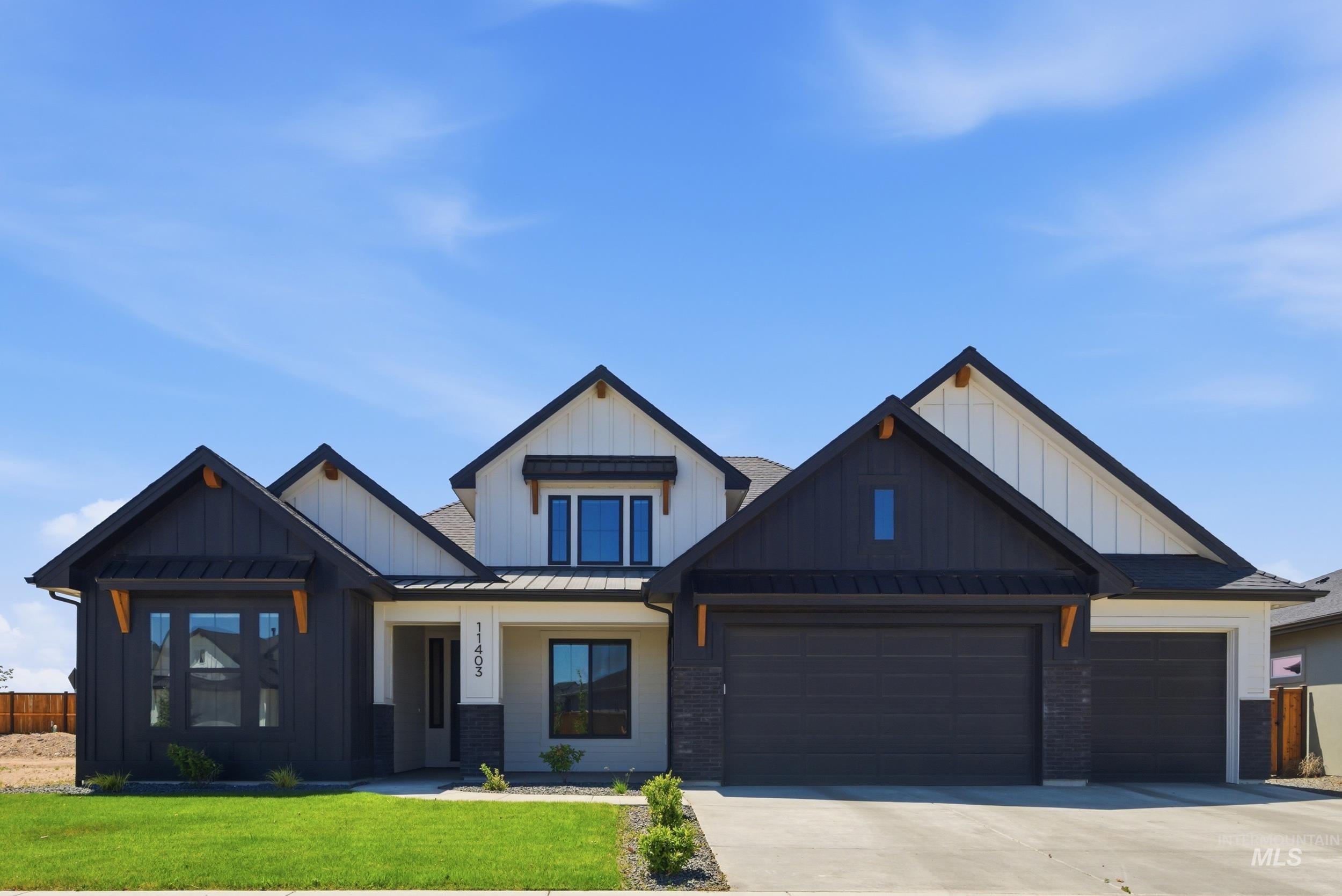 11403 W Lahinch Ln, Kuna, Idaho 83634, 4 Bedrooms, 3 Bathrooms, Residential For Sale, Price $995,000,MLS 98989099