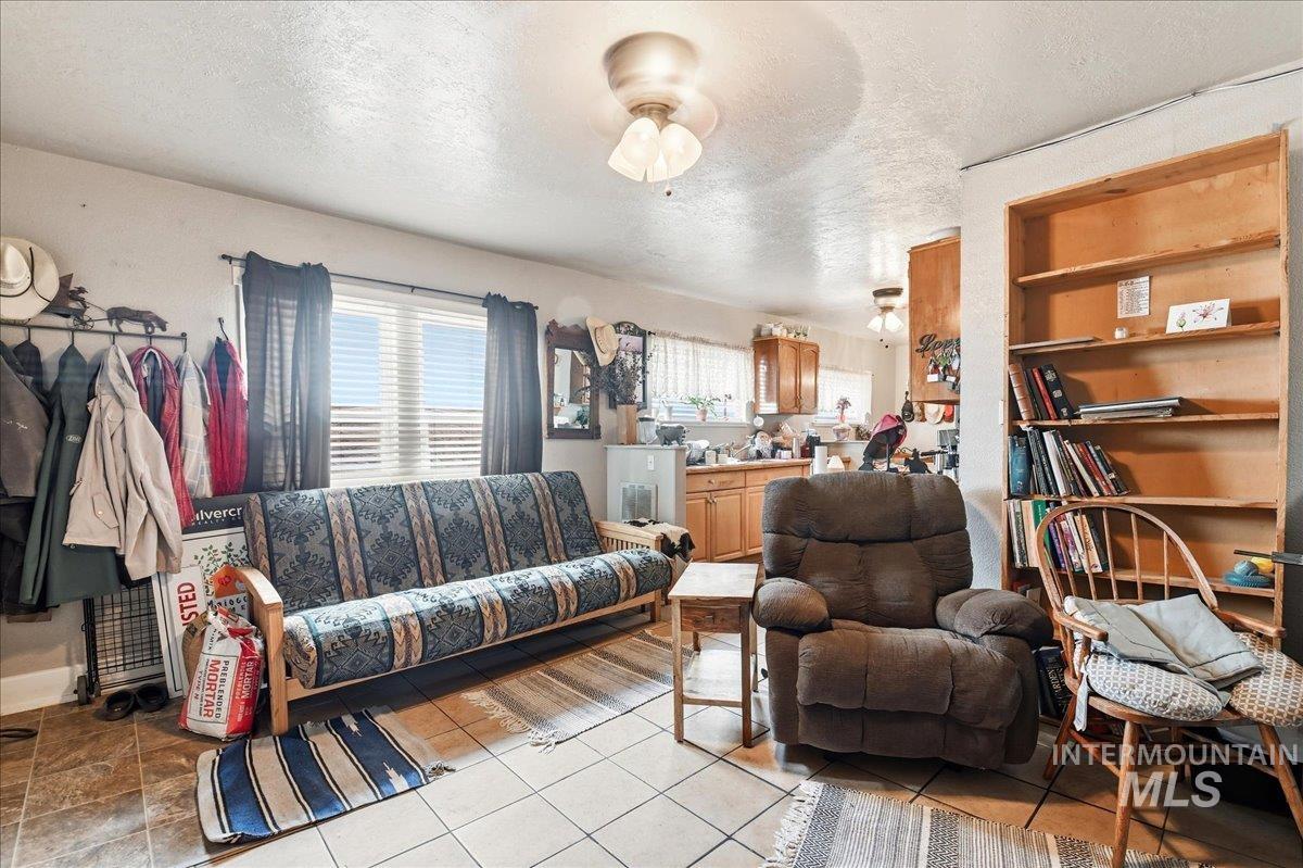 320 N Boise Ave, Emmett, Idaho 83617, 2 Bedrooms, 1 Bathroom, Residential For Sale, Price $265,000, 98989101