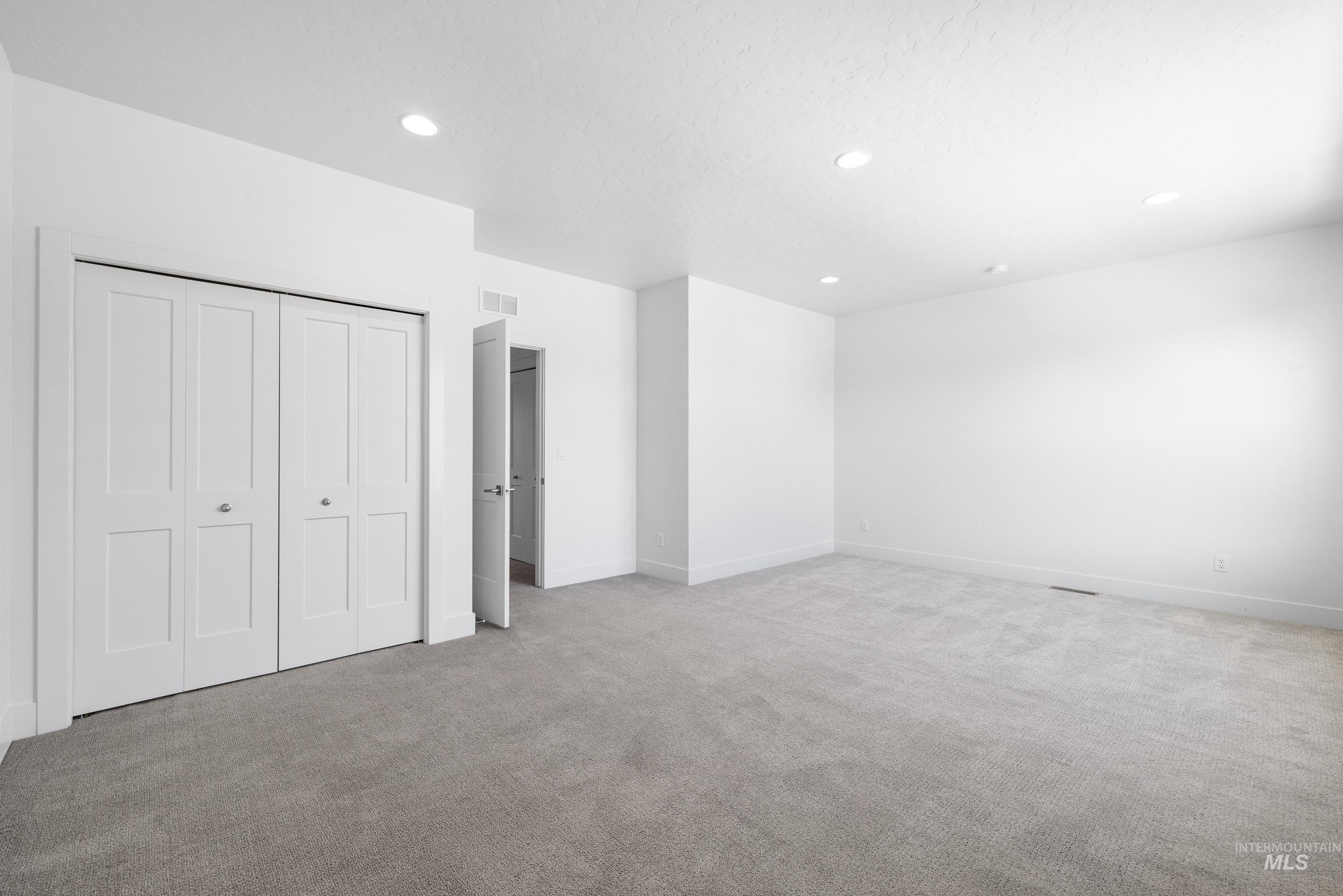 3025 S Honeycomb Way, Boise, Idaho 83716, 4 Bedrooms, 2.5 Bathrooms, Residential For Sale, Price $699,900,MLS 98989103