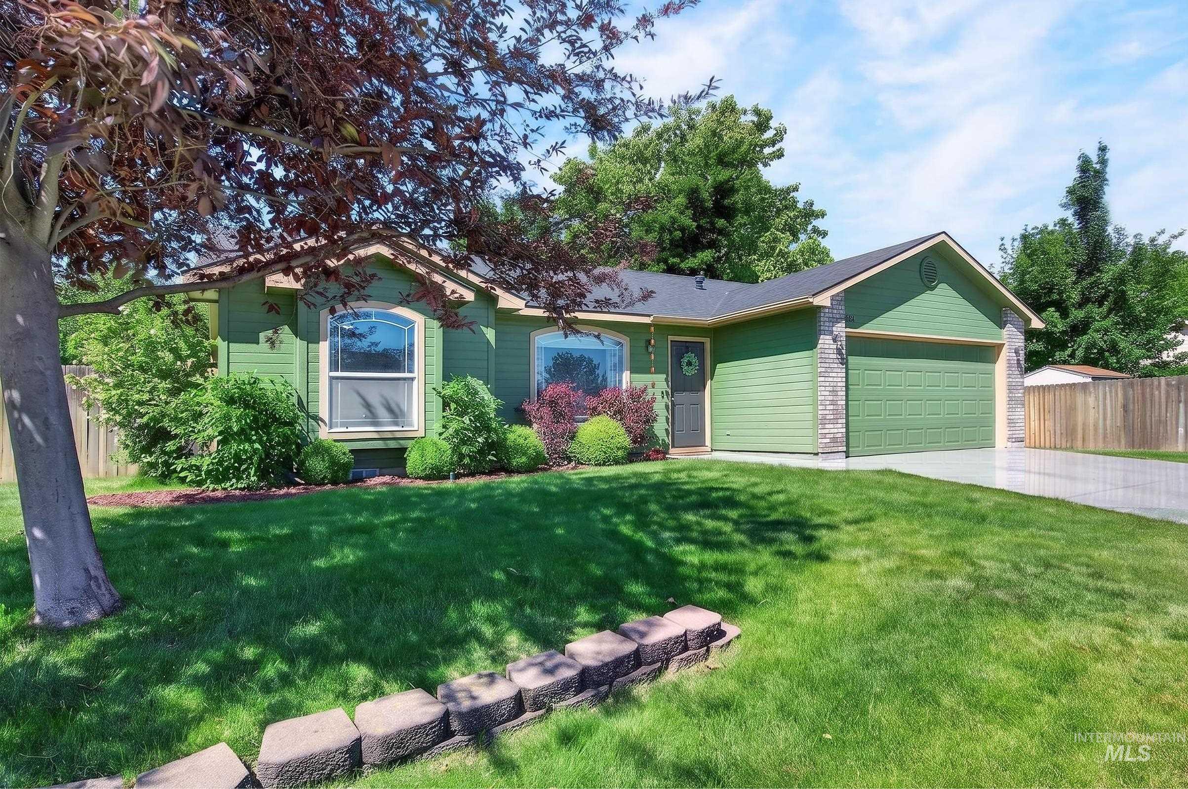 761 N Abernathy Way, Meridian, Idaho 83642, 3 Bedrooms, 2 Bathrooms, Residential For Sale, Price $415,000,MLS 98989104