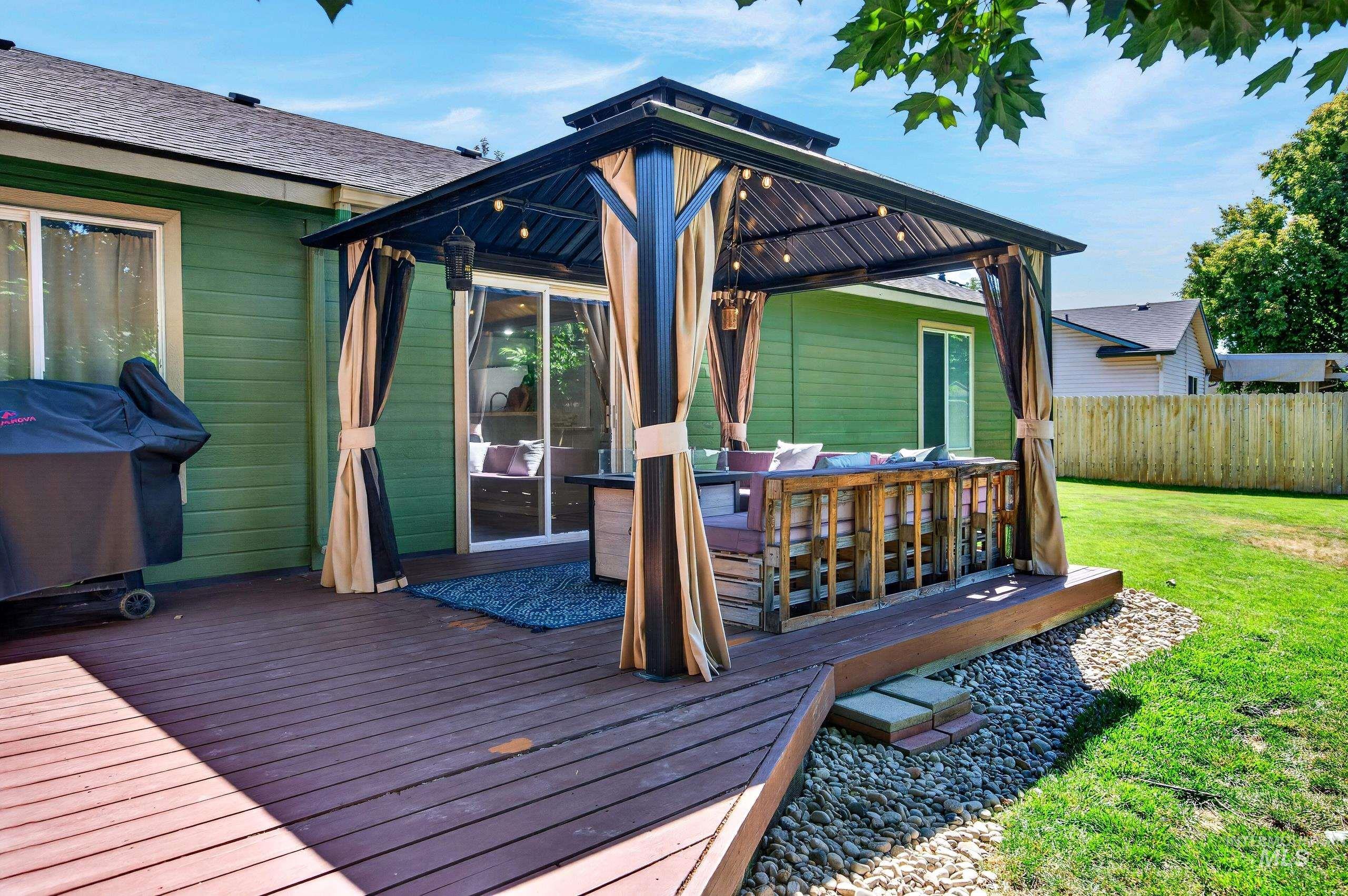 761 N Abernathy Way, Meridian, Idaho 83642, 3 Bedrooms, 2 Bathrooms, Residential For Sale, Price $415,000,MLS 98989104