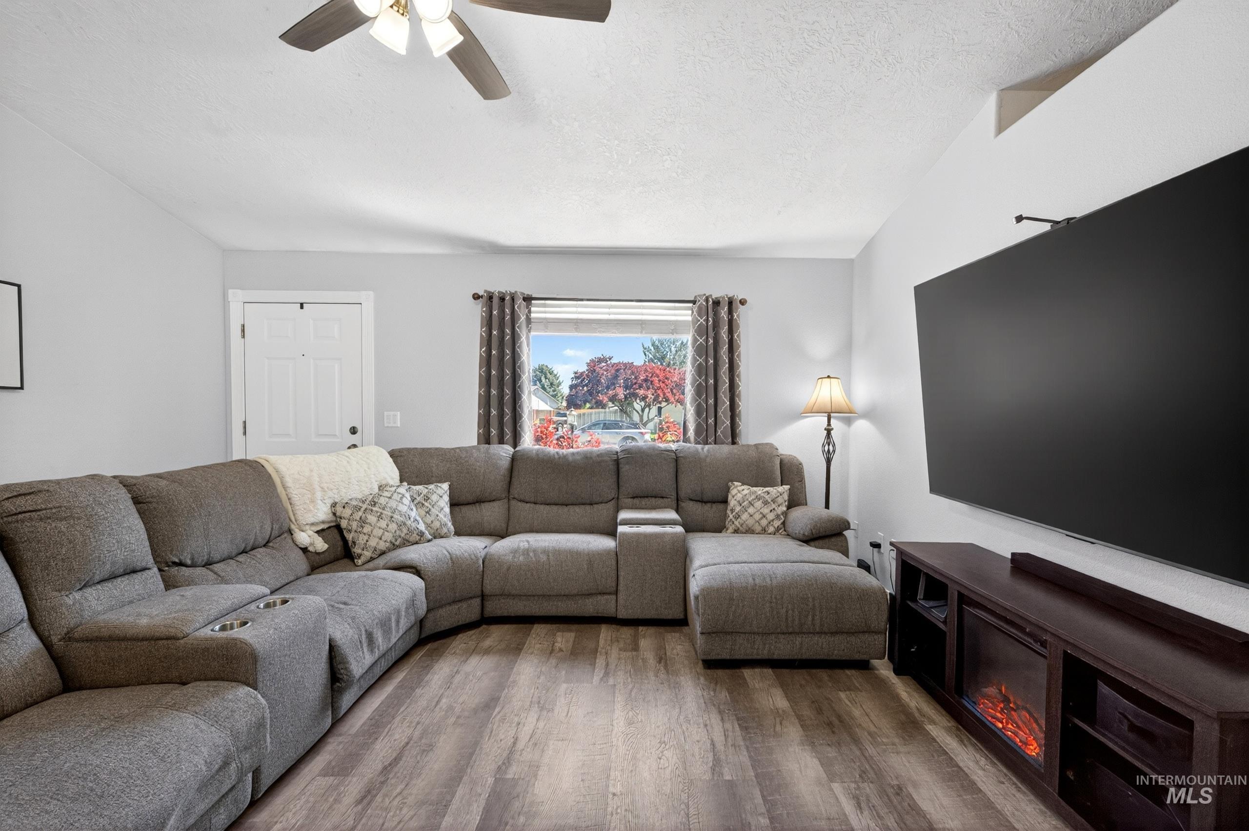 761 N Abernathy Way, Meridian, Idaho 83642, 3 Bedrooms, 2 Bathrooms, Residential For Sale, Price $415,000,MLS 98989104