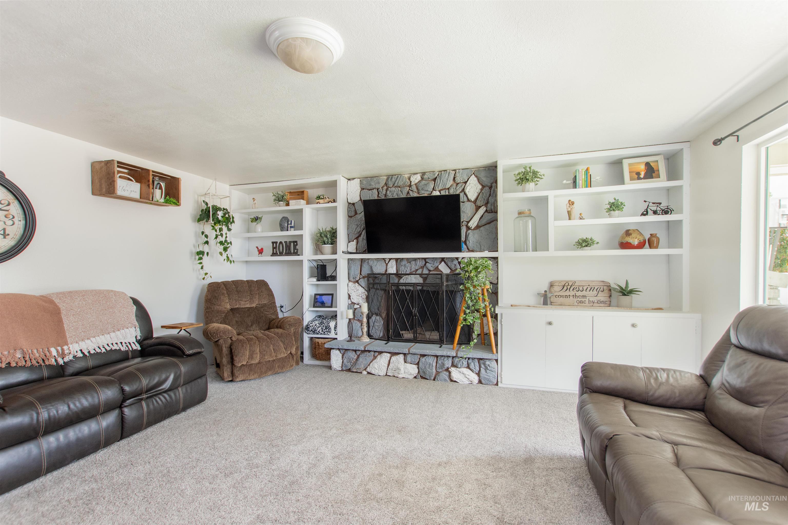 1220 N Ohio Avenue, Caldwell, Idaho 83605, 3 Bedrooms, 2 Bathrooms, Residential For Sale, Price $375,000, 98989106