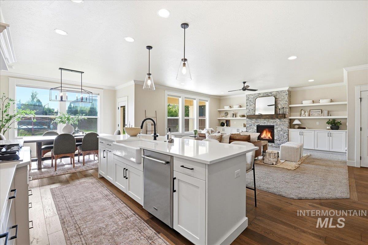 5738 N Lichfield Ave, Meridian, Idaho 83646, 5 Bedrooms, 3.5 Bathrooms, Residential For Sale, Price $940,000,MLS 98989109