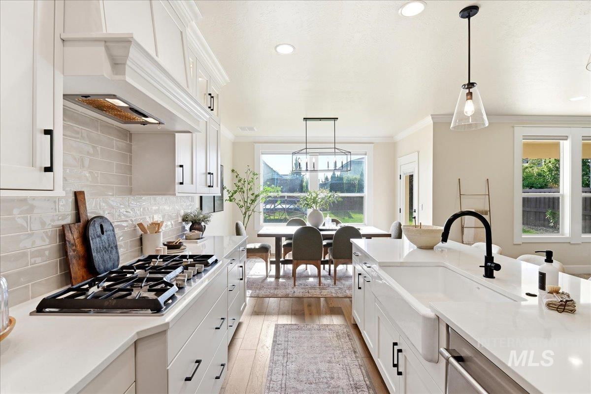 5738 N Lichfield Ave, Meridian, Idaho 83646, 5 Bedrooms, 3.5 Bathrooms, Residential For Sale, Price $940,000,MLS 98989109