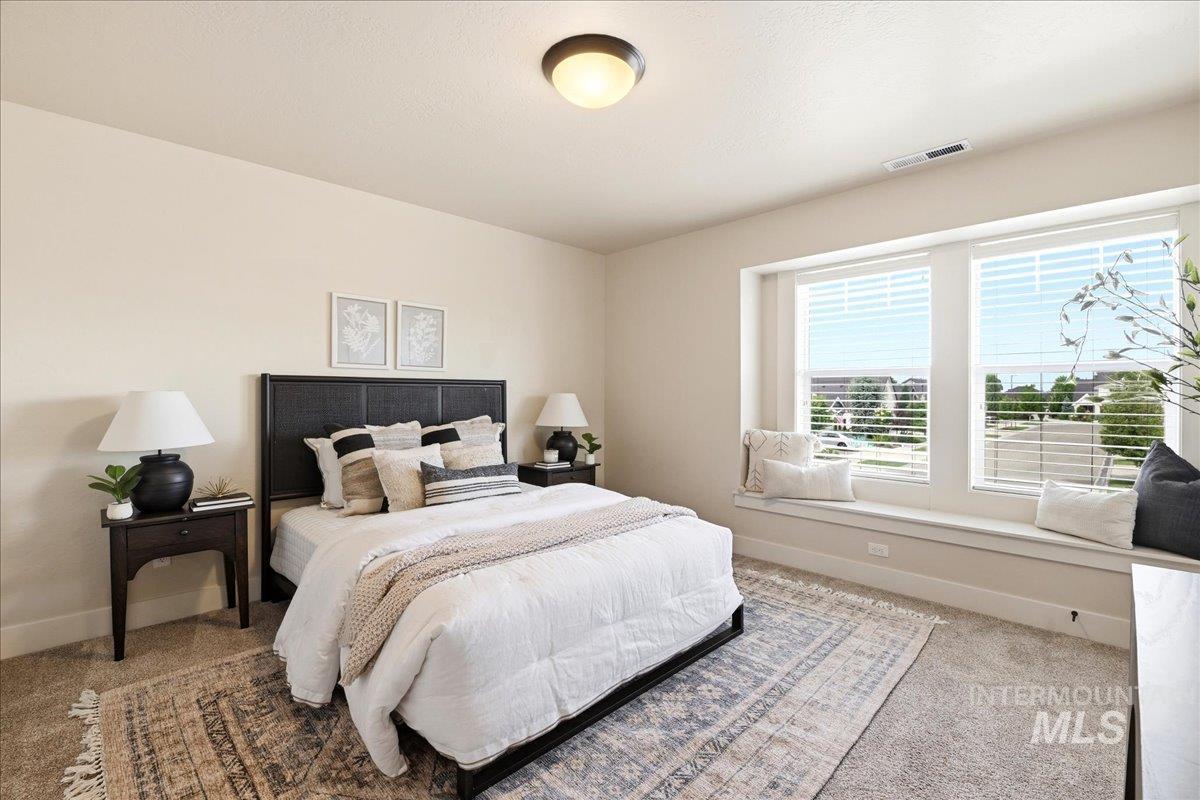 5738 N Lichfield Ave, Meridian, Idaho 83646, 5 Bedrooms, 3.5 Bathrooms, Residential For Sale, Price $940,000,MLS 98989109