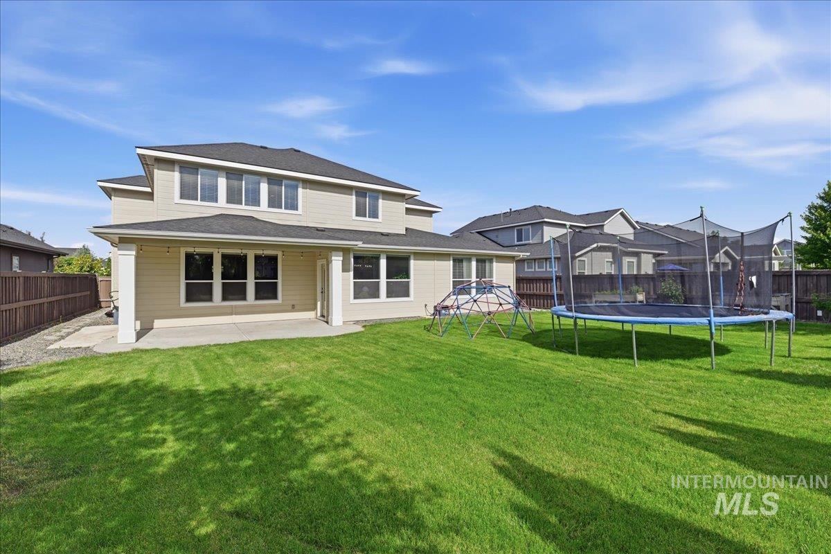 5738 N Lichfield Ave, Meridian, Idaho 83646, 5 Bedrooms, 3.5 Bathrooms, Residential For Sale, Price $940,000,MLS 98989109