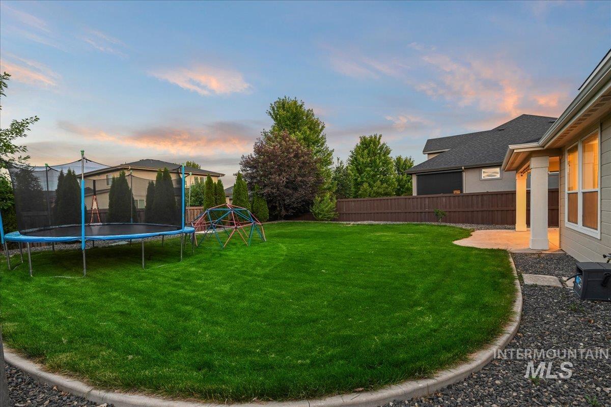 5738 N Lichfield Ave, Meridian, Idaho 83646, 5 Bedrooms, 3.5 Bathrooms, Residential For Sale, Price $920,000,MLS 98989109
