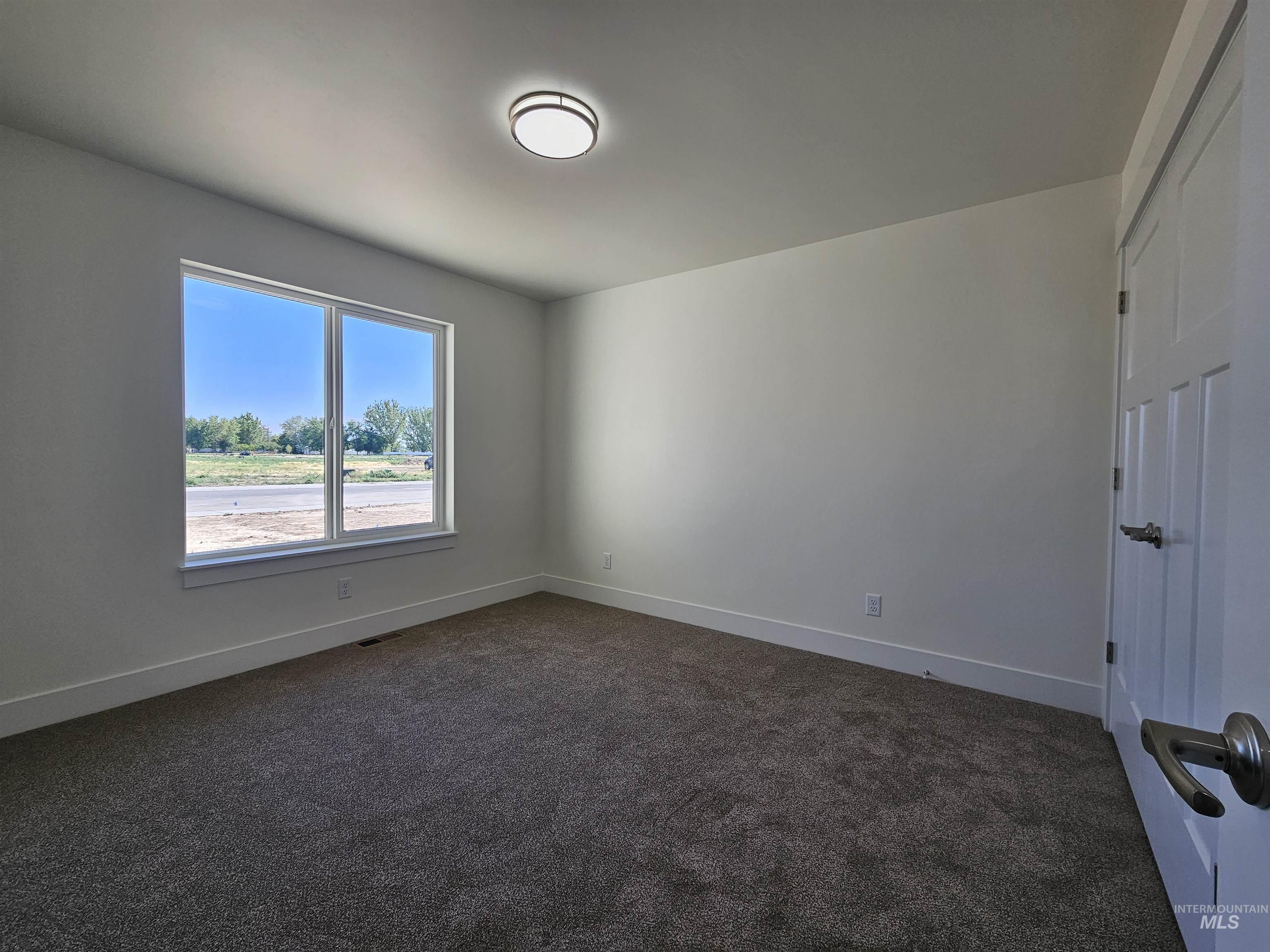 3153 Orion Ave, Twin Falls, Idaho 83301, 4 Bedrooms, 2 Bathrooms, Residential For Sale, Price $475,000,MLS 98989110
