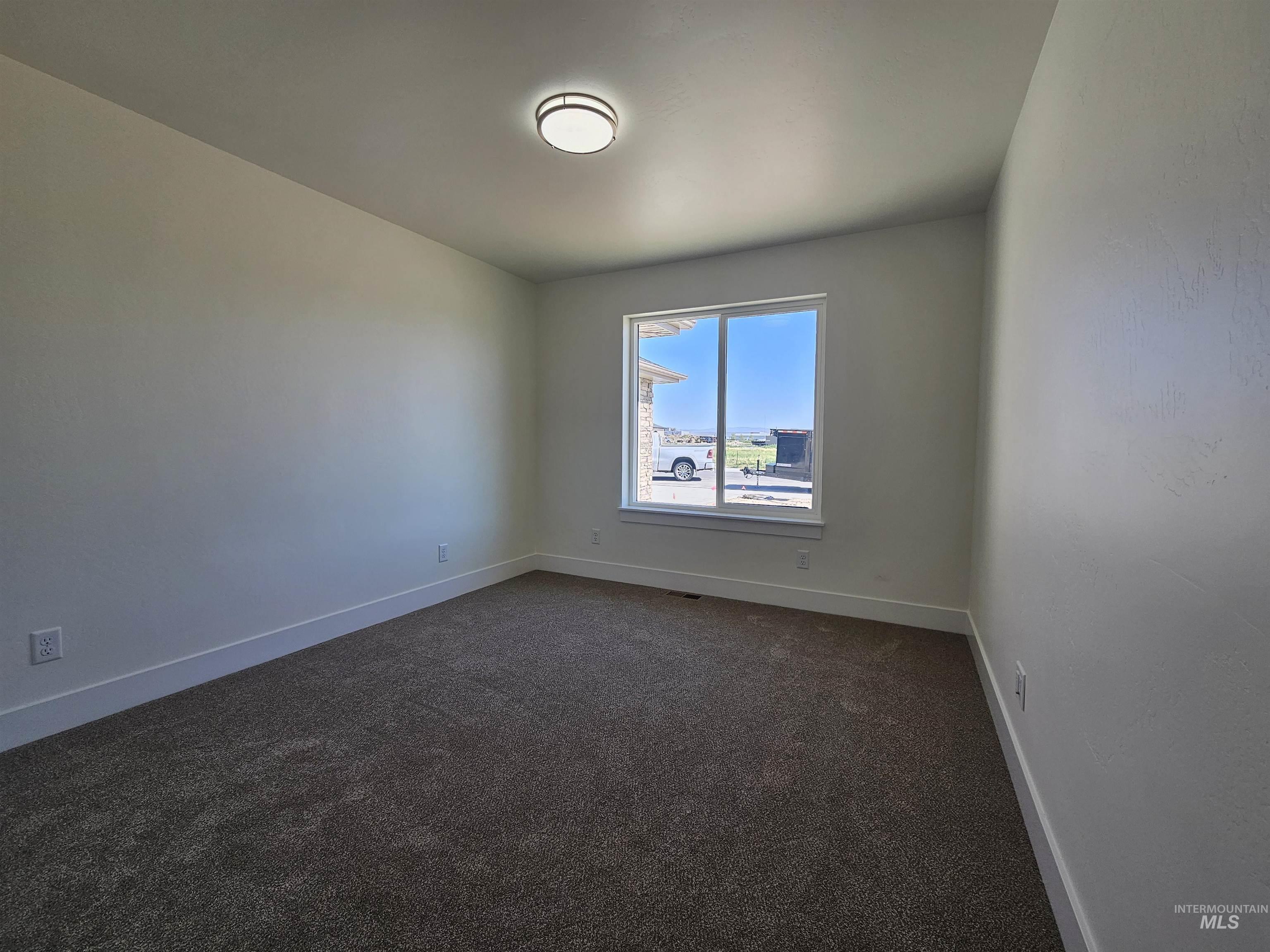 3153 Orion Ave, Twin Falls, Idaho 83301, 4 Bedrooms, 2 Bathrooms, Residential For Sale, Price $475,000,MLS 98989110