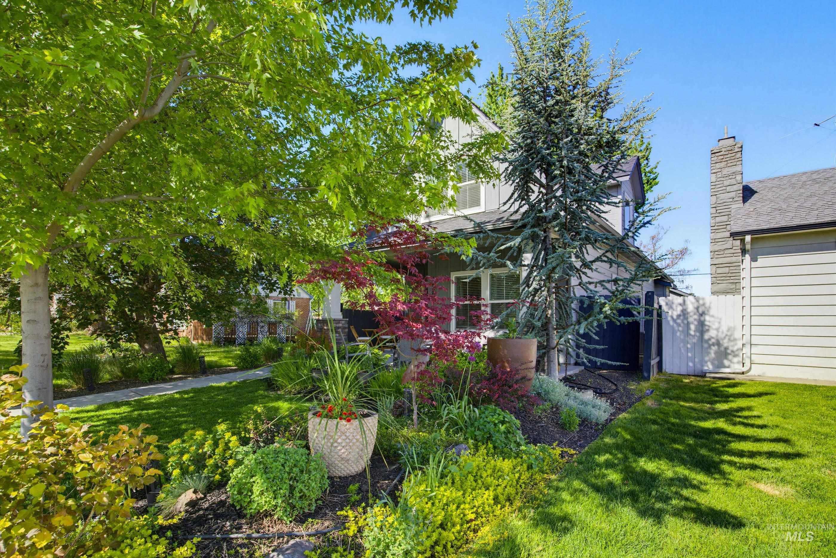 1625 S Pacific St, Boise, Idaho 83705, 3 Bedrooms, 3 Bathrooms, Residential For Sale, Price $625,000,MLS 98989115