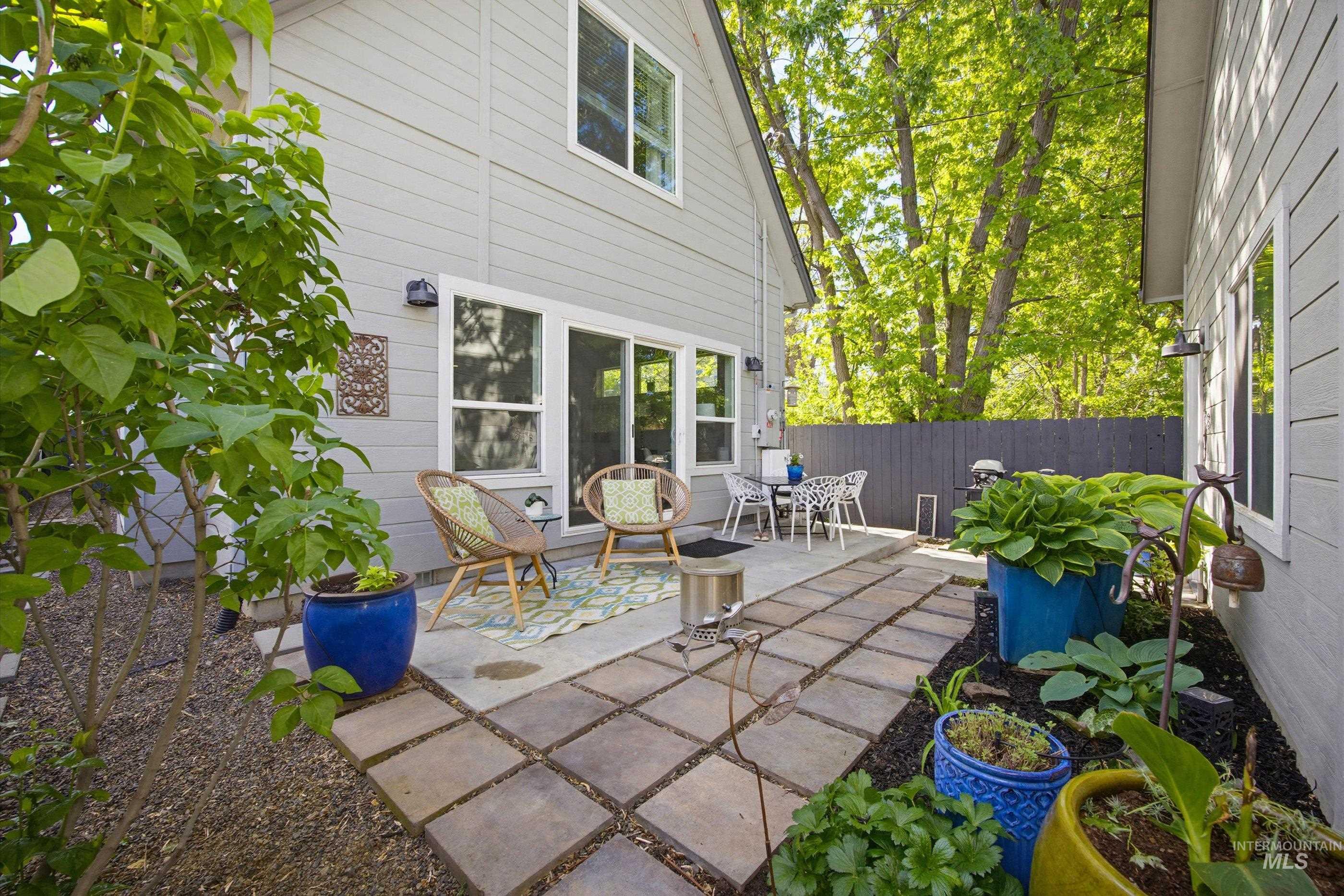 1625 S Pacific St, Boise, Idaho 83705, 3 Bedrooms, 3 Bathrooms, Residential For Sale, Price $625,000,MLS 98989115