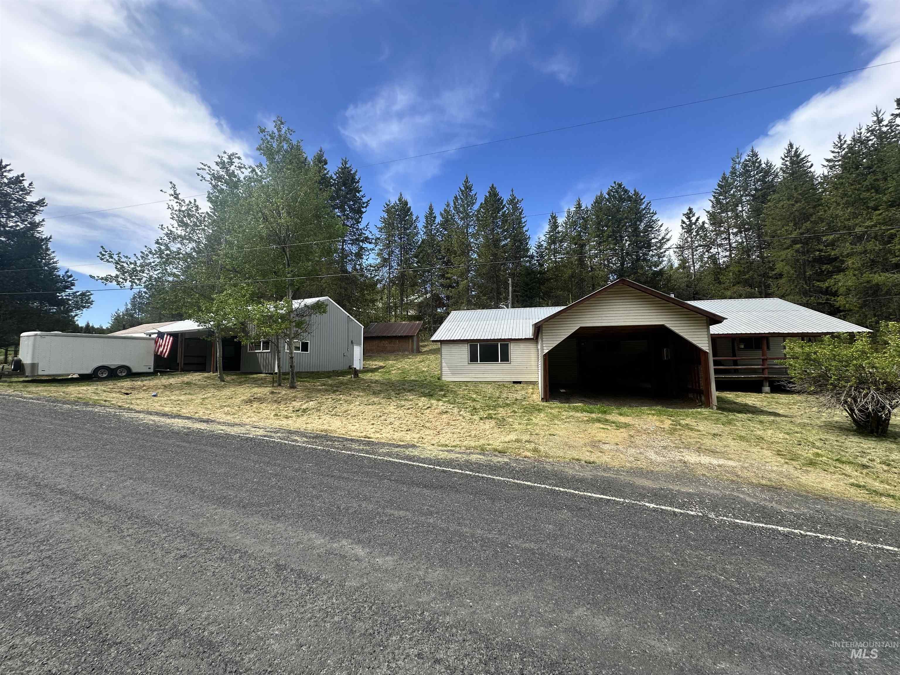 140 Ridgeway, Elk City, Idaho 83525, 2 Bedrooms, 1 Bathroom, Residential For Sale, Price $205,000,MLS 98989116