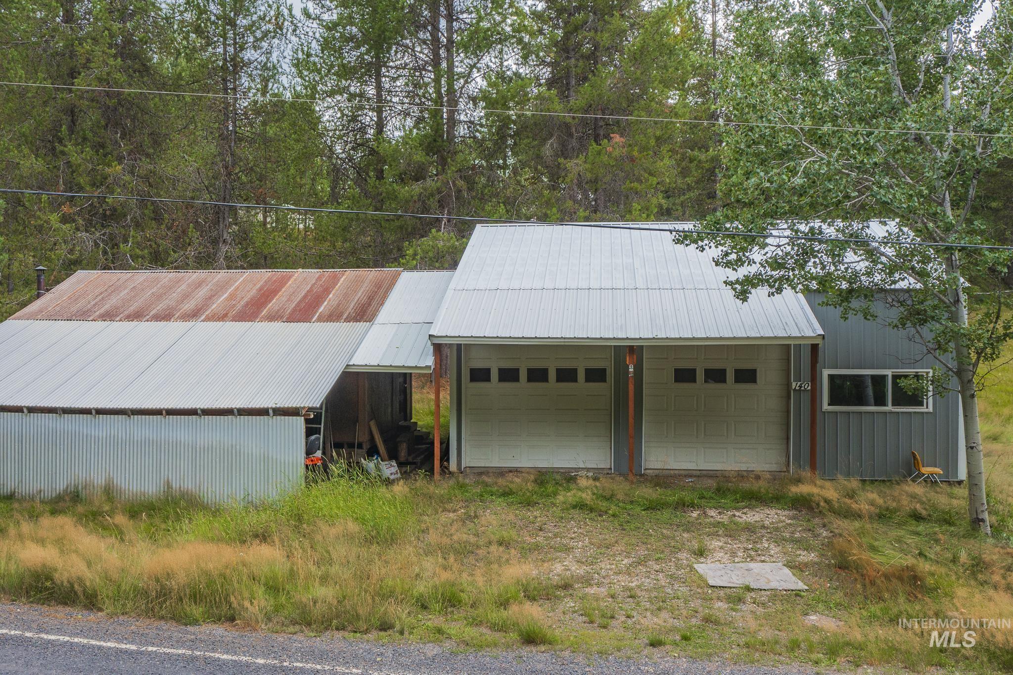 140 Ridgeway, Elk City, Idaho 83525, 2 Bedrooms, 1 Bathroom, Residential For Sale, Price $205,000,MLS 98989116