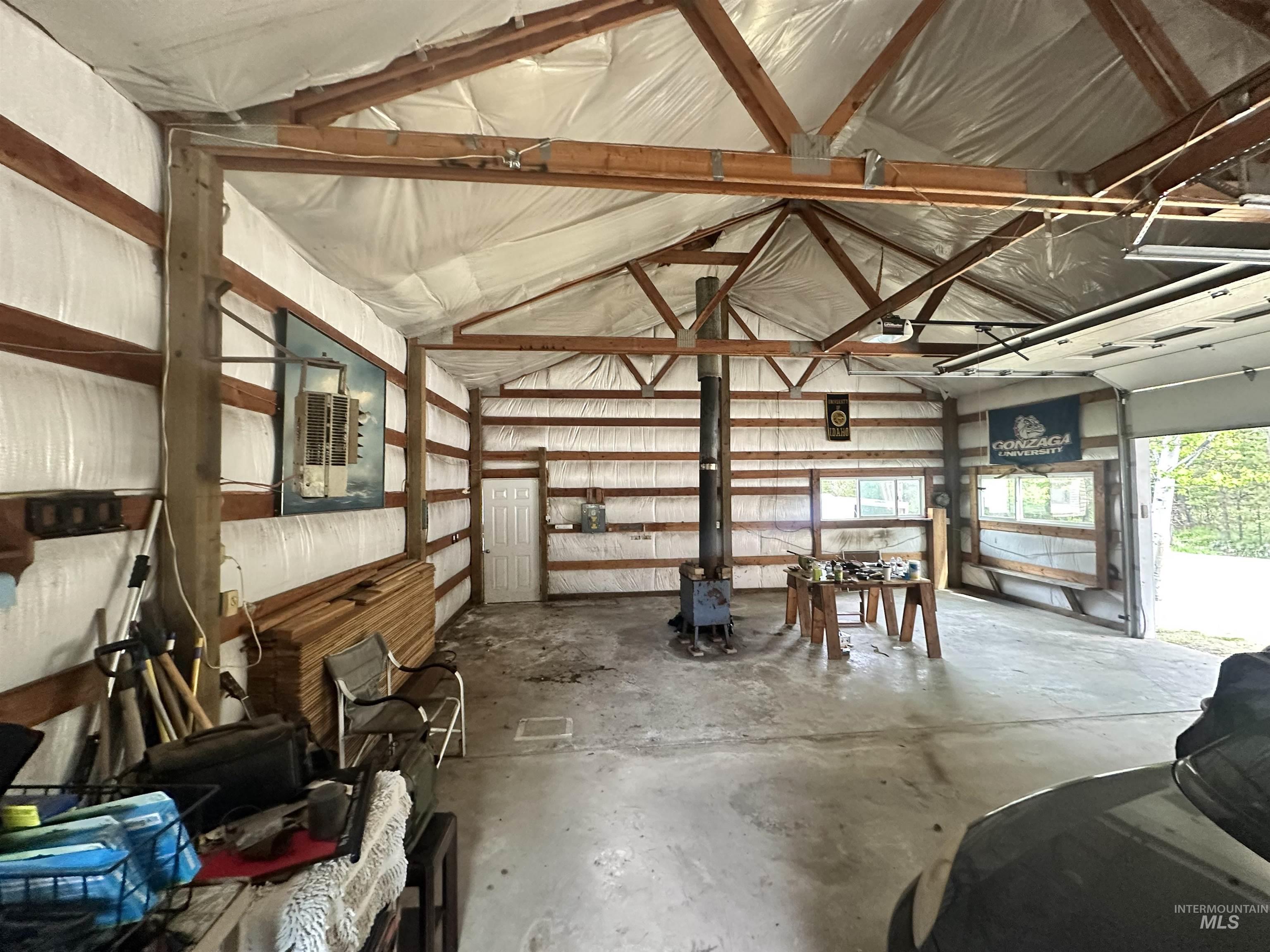 140 Ridgeway, Elk City, Idaho 83525, 2 Bedrooms, 1 Bathroom, Residential For Sale, Price $205,000,MLS 98989116