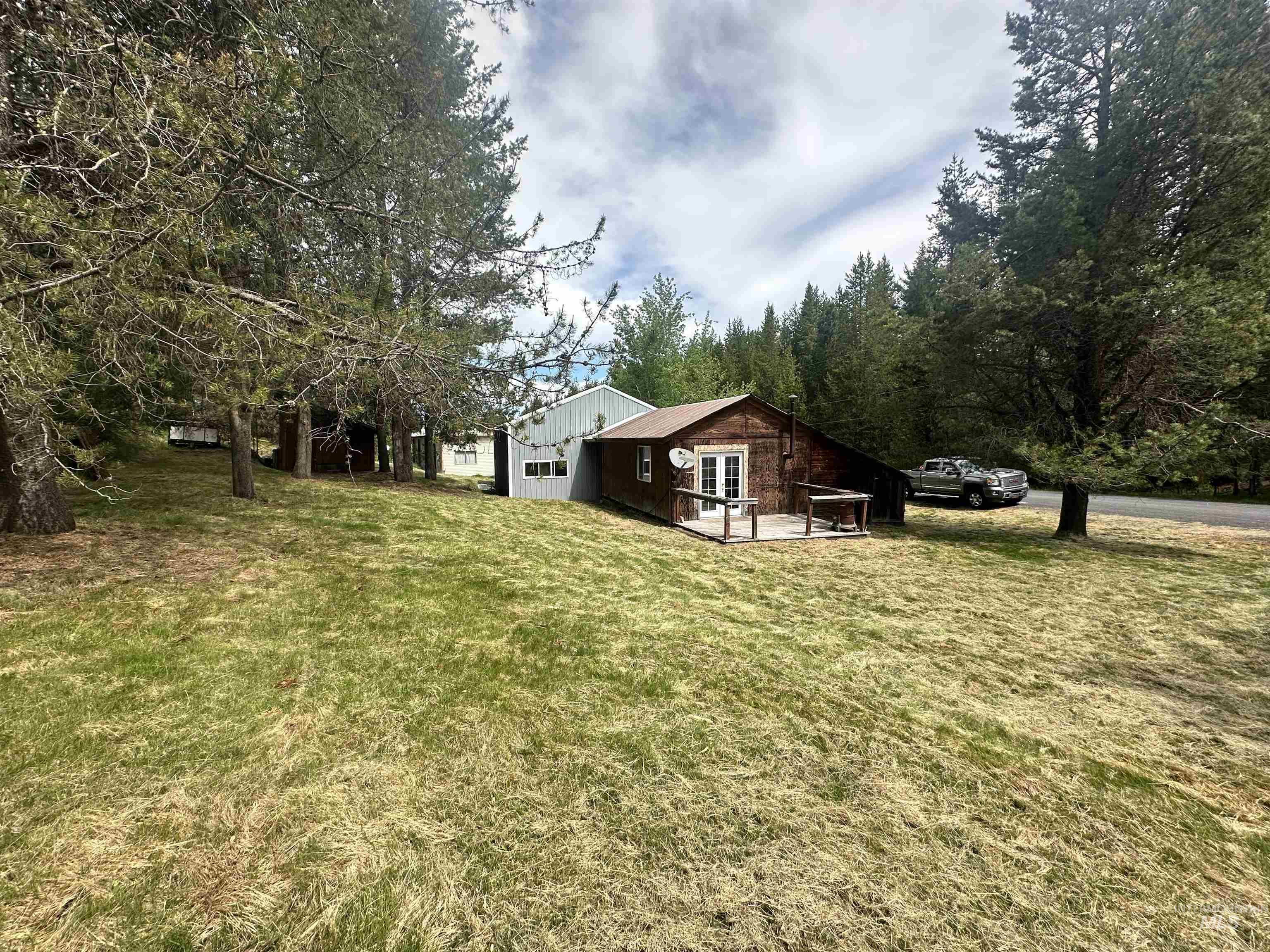 140 Ridgeway, Elk City, Idaho 83525, 2 Bedrooms, 1 Bathroom, Residential For Sale, Price $205,000,MLS 98989116