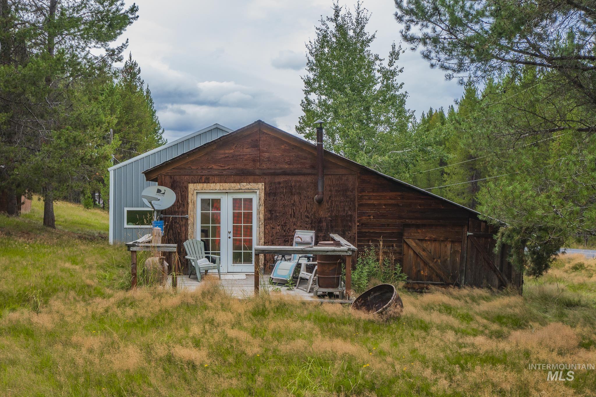 140 Ridgeway, Elk City, Idaho 83525, 2 Bedrooms, 1 Bathroom, Residential For Sale, Price $205,000,MLS 98989116