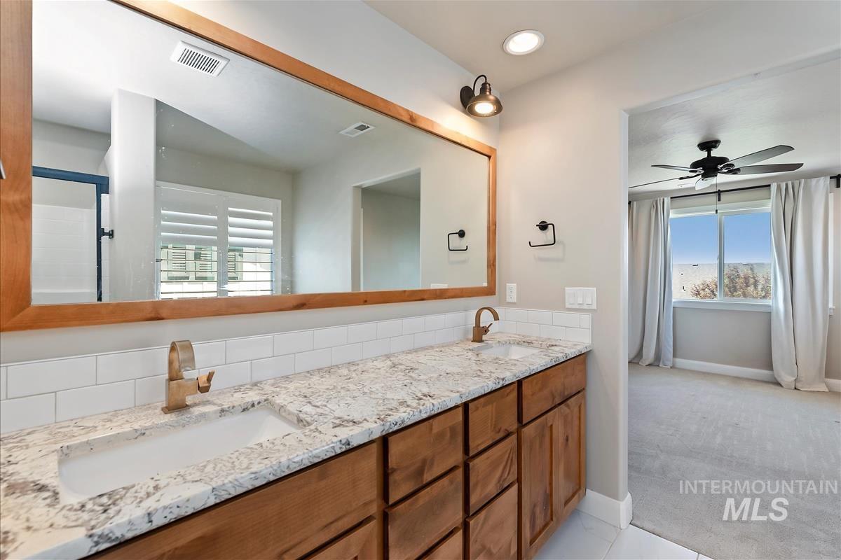 2065 N Sombrero Ave, Middleton, Idaho 83644, 3 Bedrooms, 2.5 Bathrooms, Residential For Sale, Price $509,900,MLS 98989120