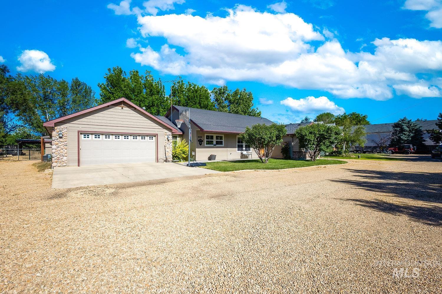 4349 S Happy Valley, Nampa, Idaho 83686, 3 Bedrooms, 2 Bathrooms, Residential For Sale, Price $699,900,MLS 98989122