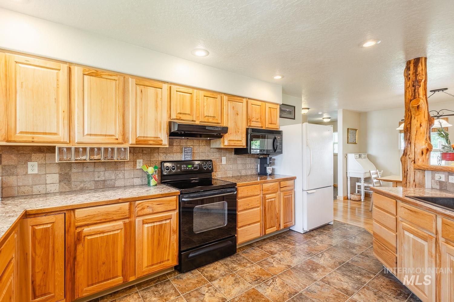 4349 S Happy Valley, Nampa, Idaho 83686, 3 Bedrooms, 2 Bathrooms, Residential For Sale, Price $699,900,MLS 98989122