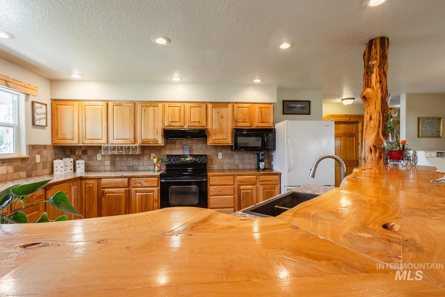 4349 S Happy Valley, Nampa, Idaho 83686, 3 Bedrooms, 2 Bathrooms, Residential For Sale, Price $699,900,MLS 98989122