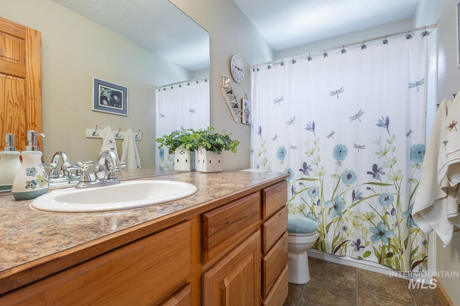 4349 S Happy Valley, Nampa, Idaho 83686, 3 Bedrooms, 2 Bathrooms, Residential For Sale, Price $699,900,MLS 98989122