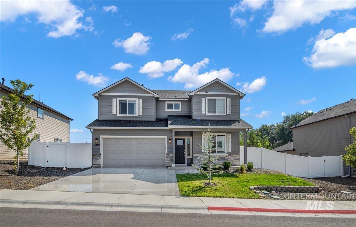 989 N Acer Loop, Nampa, Idaho 83687, 5 Bedrooms, 3 Bathrooms, Residential For Sale, Price $475,000,MLS 98989123