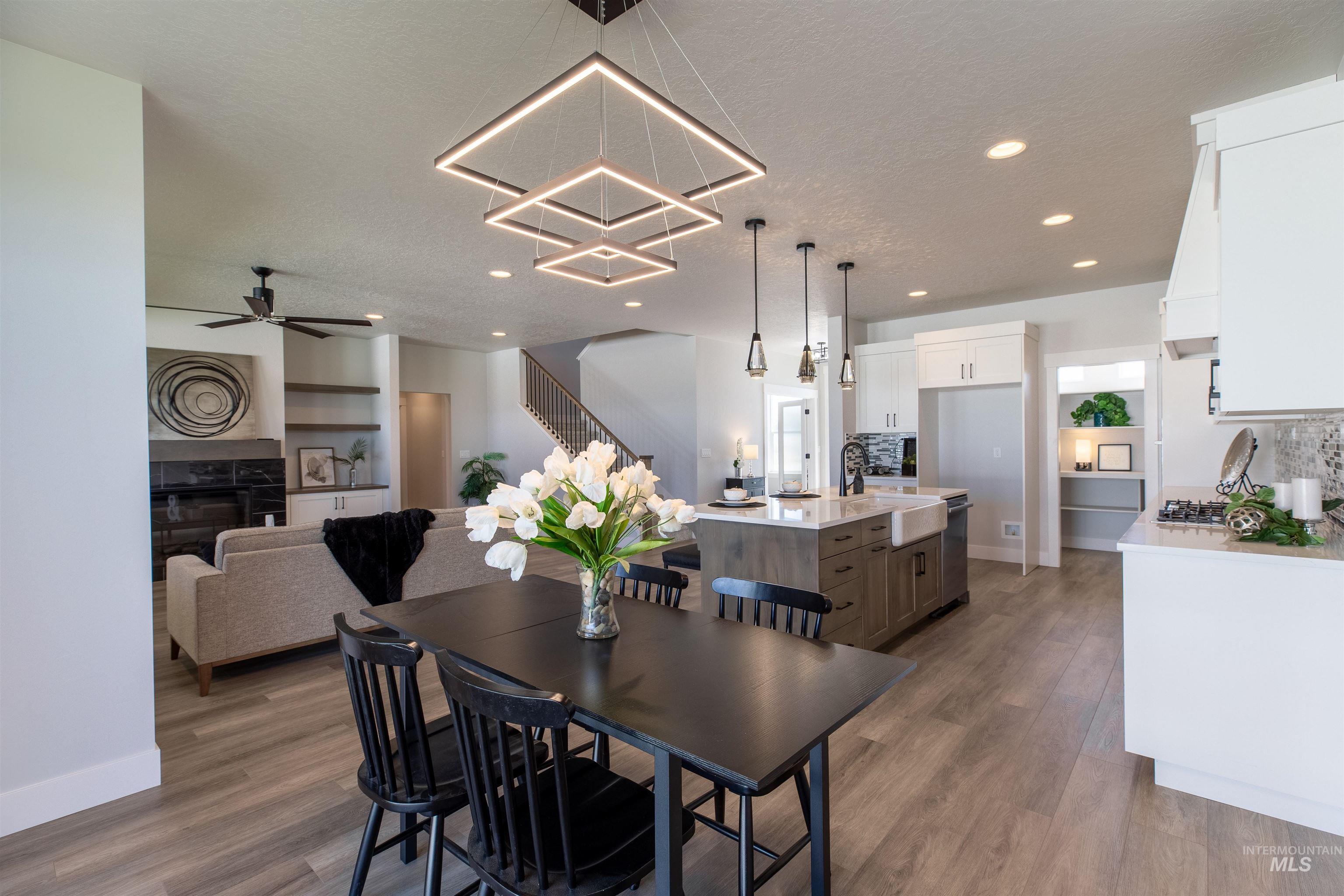 56 E Jarvis St, Meridian, Idaho 83642, 4 Bedrooms, 2.5 Bathrooms, Residential For Sale, Price $739,000,MLS 98989127