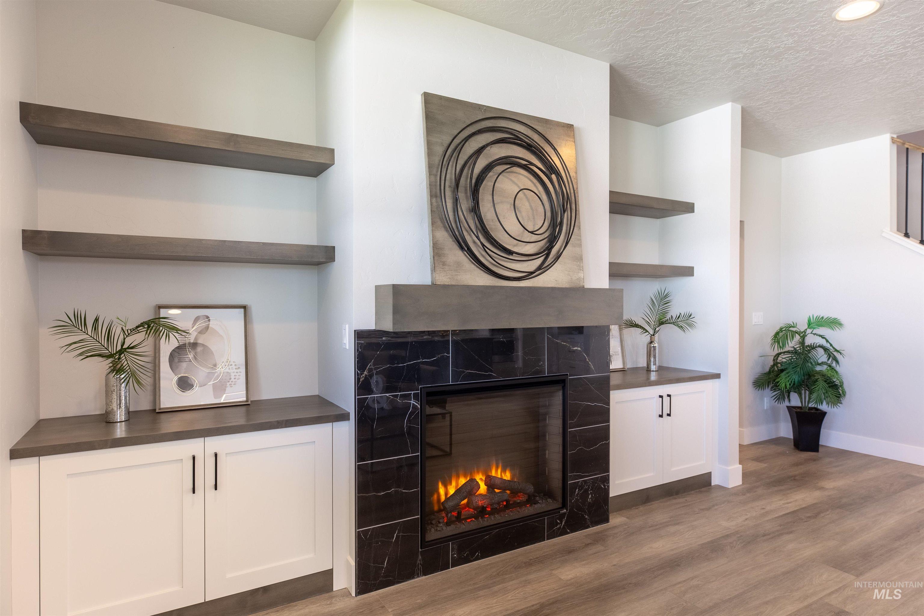 56 E Jarvis St, Meridian, Idaho 83642, 4 Bedrooms, 2.5 Bathrooms, Residential For Sale, Price $739,000,MLS 98989127