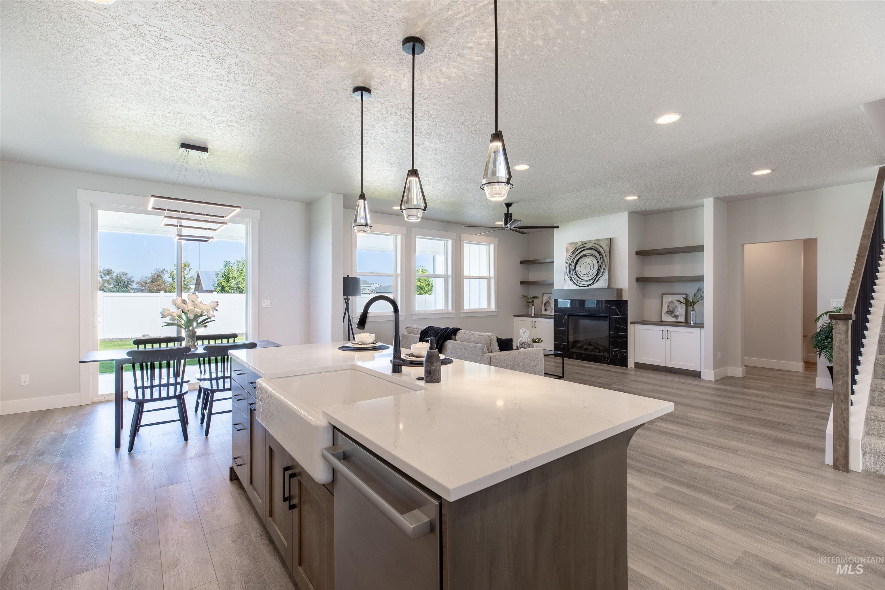56 E Jarvis St, Meridian, Idaho 83642, 4 Bedrooms, 2.5 Bathrooms, Residential For Sale, Price $739,000,MLS 98989127