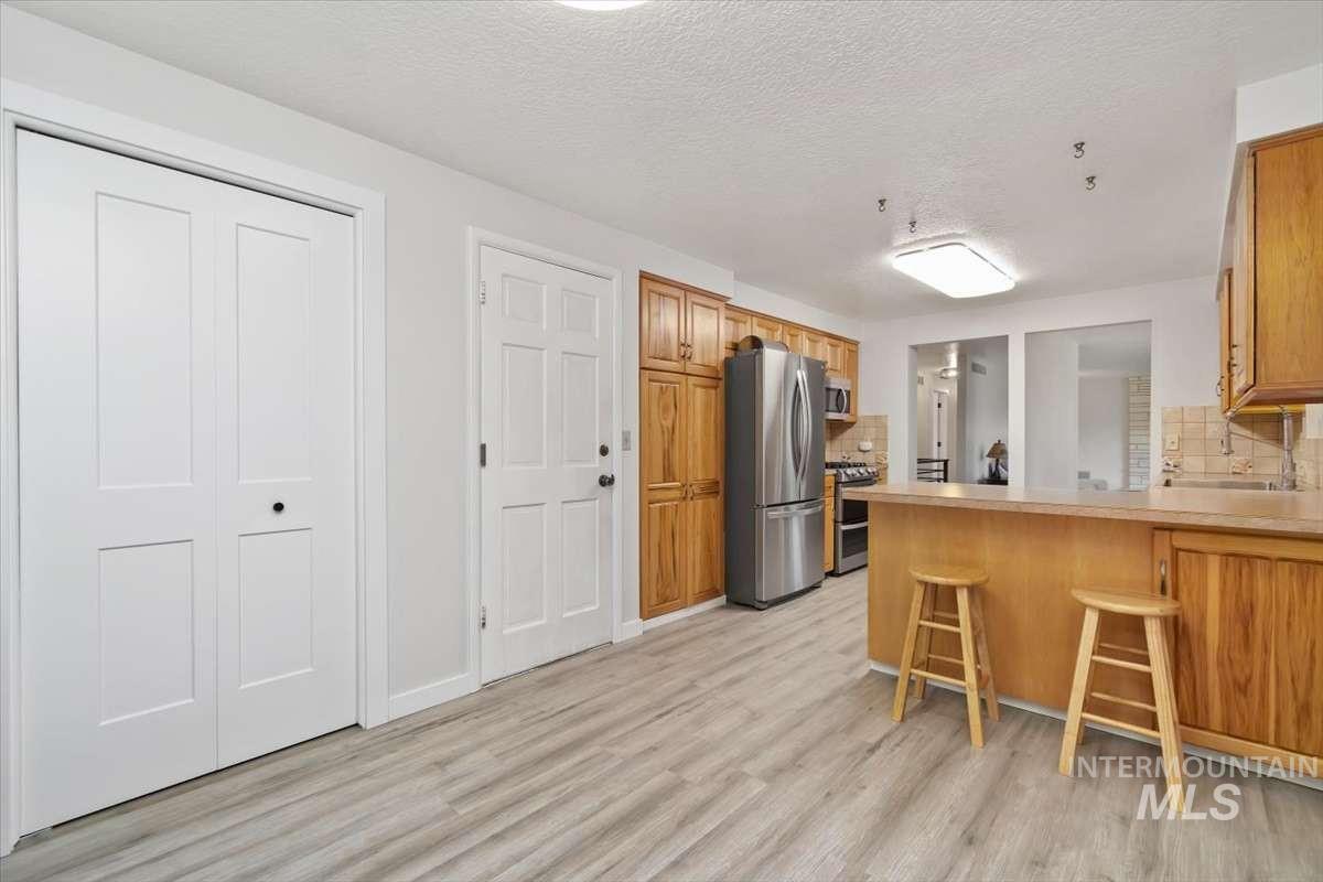 3433 N Manchester St, Boise, Idaho 83704, 5 Bedrooms, 2 Bathrooms, Residential For Sale, Price $595,800,MLS 98989128