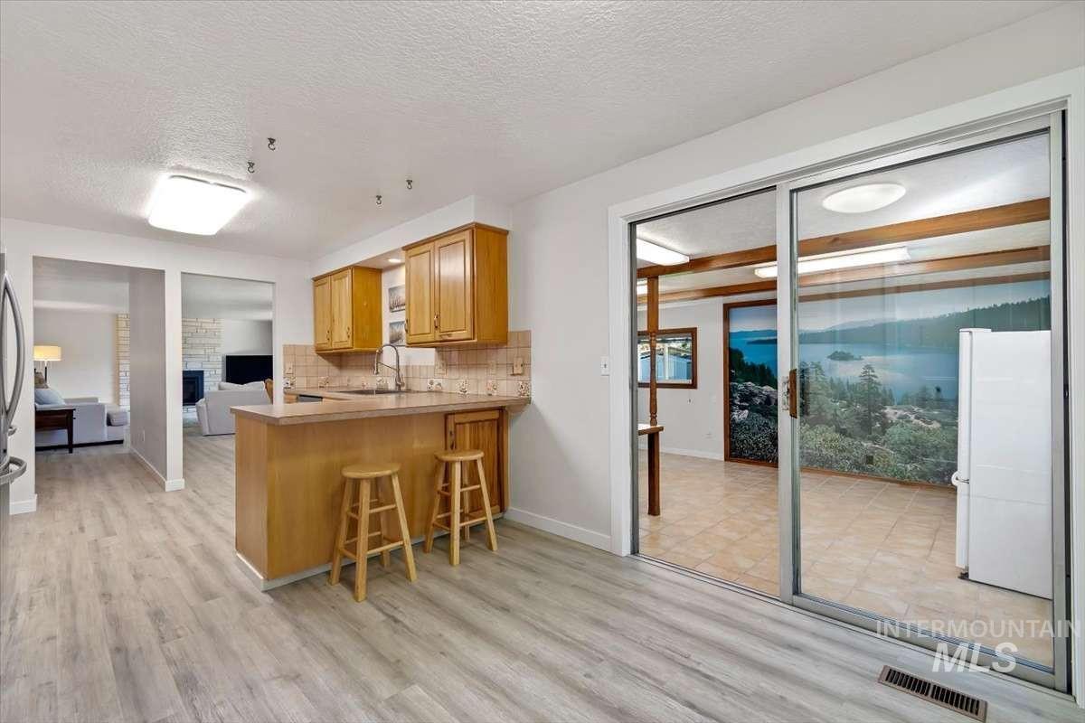 3433 N Manchester St, Boise, Idaho 83704, 5 Bedrooms, 2 Bathrooms, Residential For Sale, Price $595,800,MLS 98989128