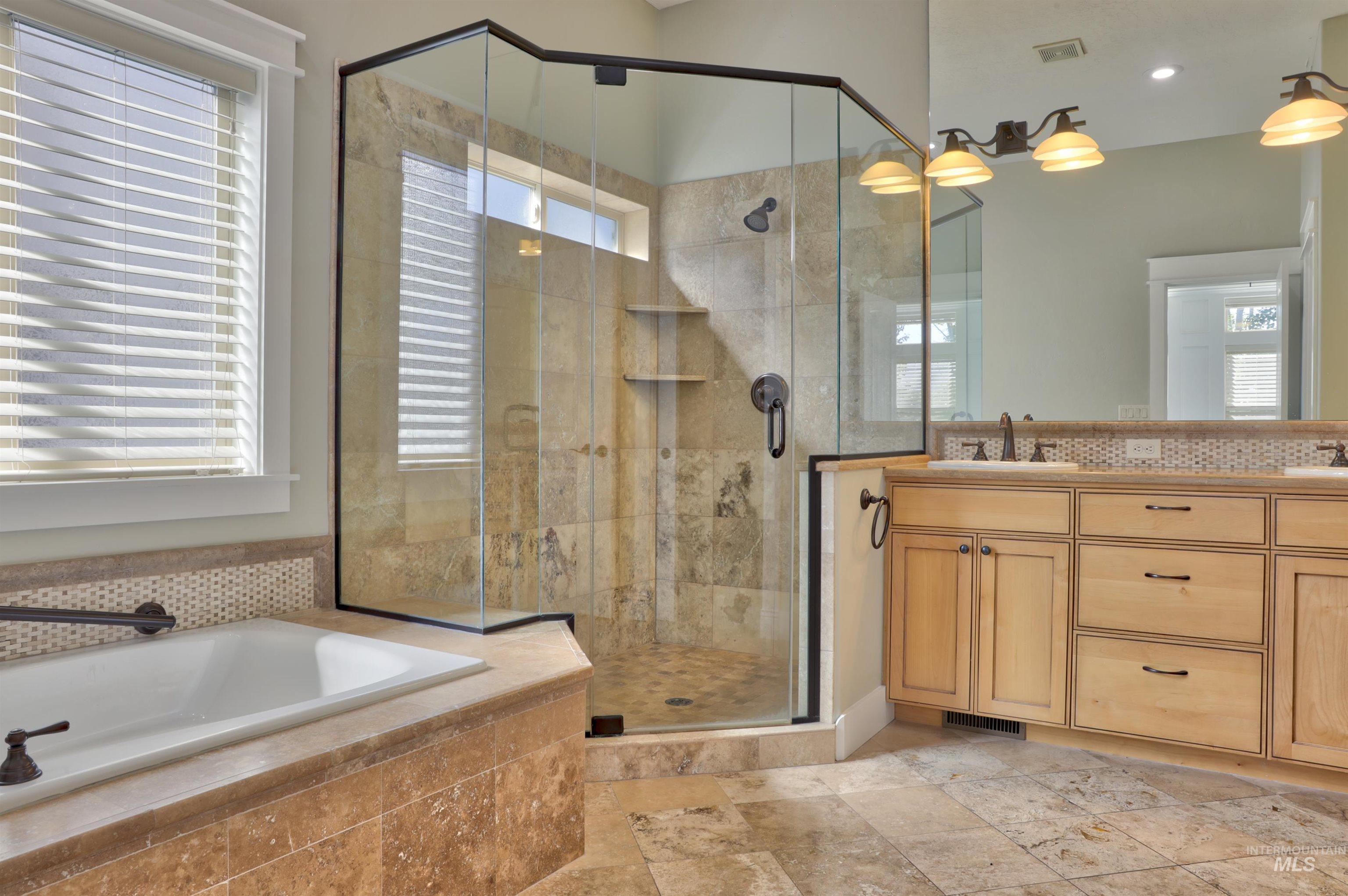 3672 N Willowbar Way, Garden City, Idaho 83714, 3 Bedrooms, 2.5 Bathrooms, Residential For Sale, Price $1,325,000,MLS 98989129