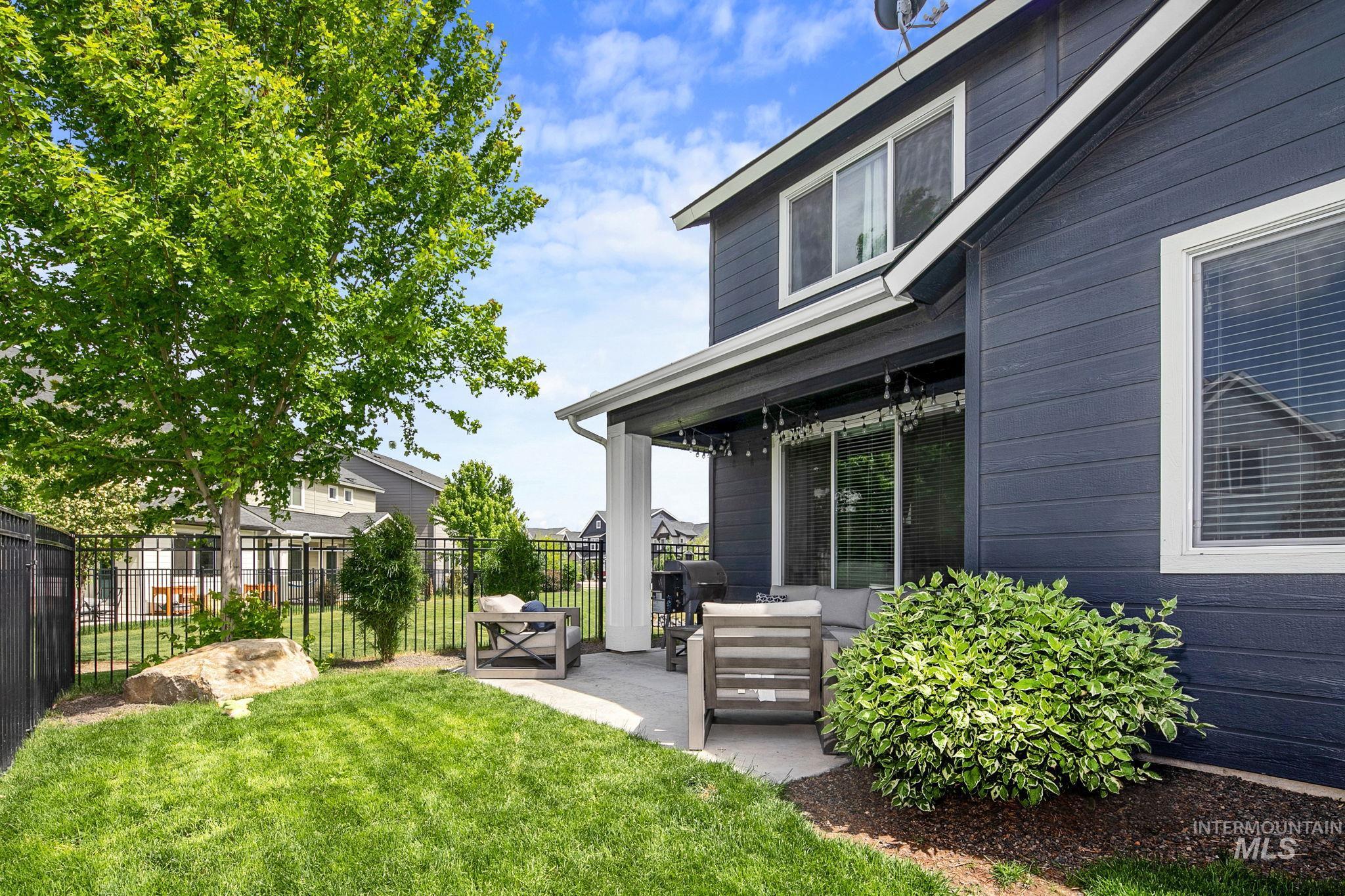 3516 E Berghan St, Meridian, Idaho 83642, 4 Bedrooms, 2.5 Bathrooms, Residential For Sale, Price $584,900,MLS 98989131