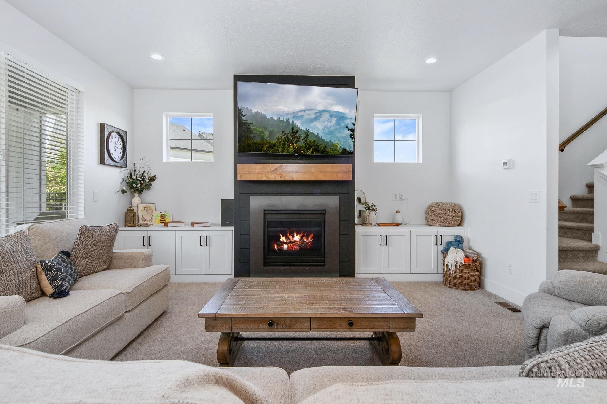 3516 E Berghan St, Meridian, Idaho 83642, 4 Bedrooms, 2.5 Bathrooms, Residential For Sale, Price $584,900,MLS 98989131