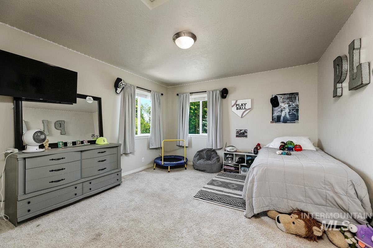2830 S Proud Way, Meridian, Idaho 83642, 5 Bedrooms, 3 Bathrooms, Residential For Sale, Price $729,900,MLS 98989133