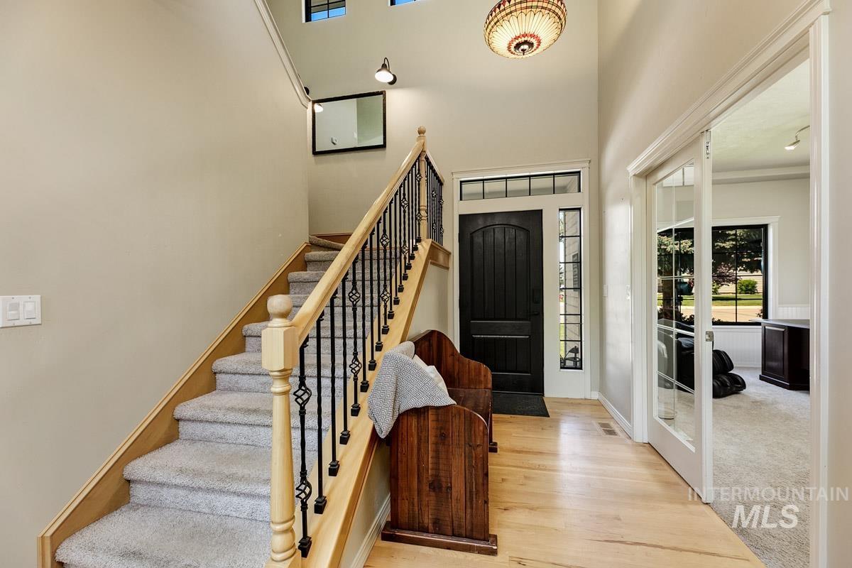 2830 S Proud Way, Meridian, Idaho 83642, 5 Bedrooms, 3 Bathrooms, Residential For Sale, Price $729,900,MLS 98989133