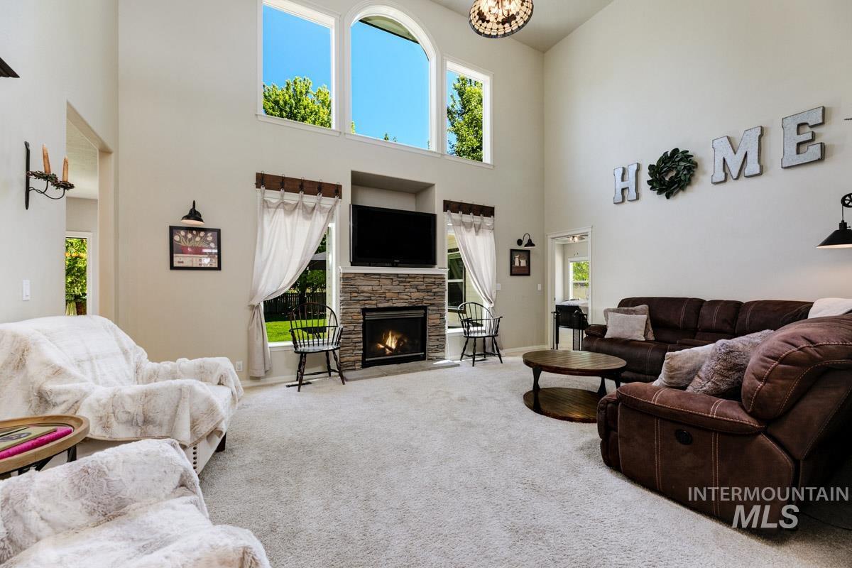 2830 S Proud Way, Meridian, Idaho 83642, 5 Bedrooms, 3 Bathrooms, Residential For Sale, Price $729,900,MLS 98989133