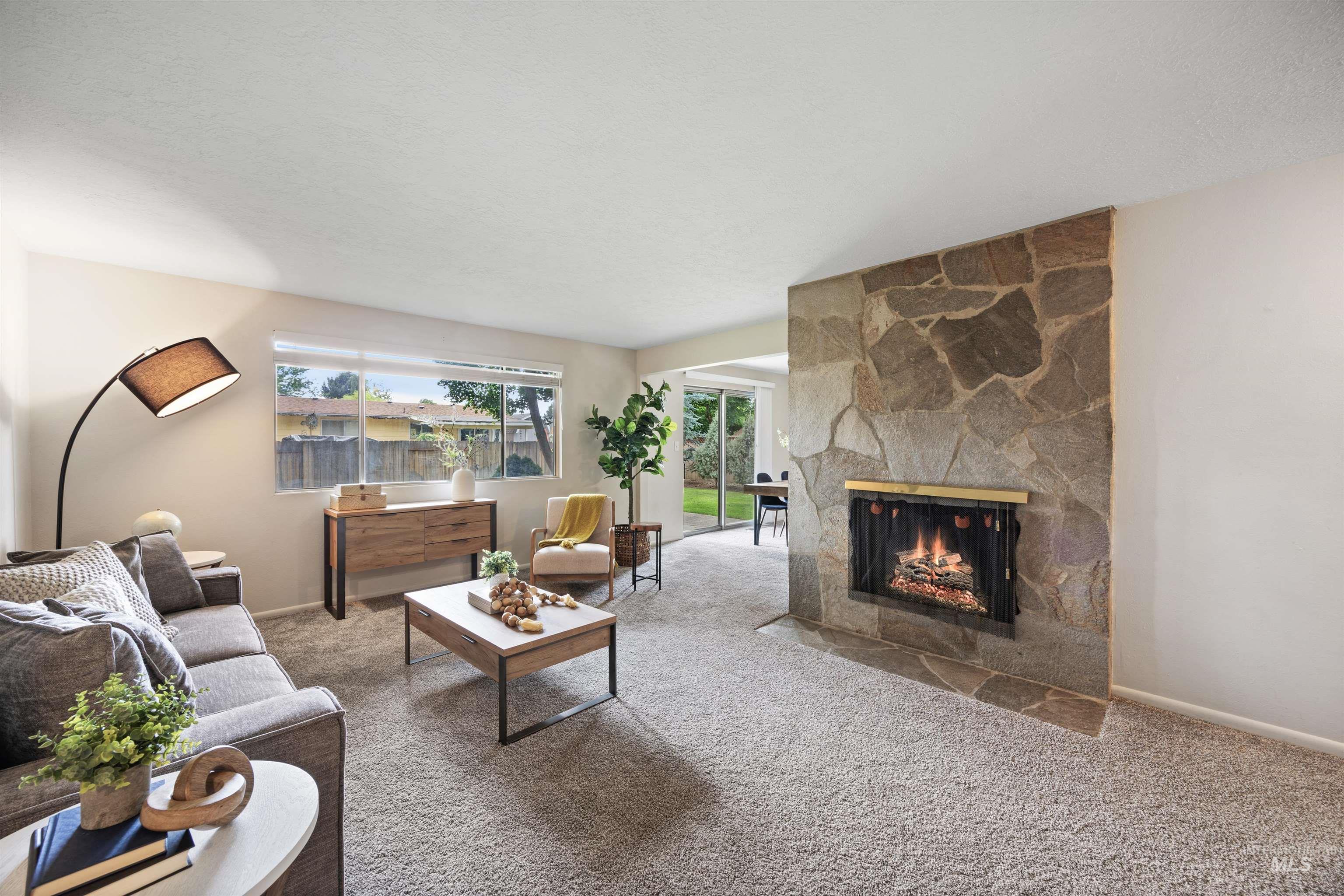 3841 N Sheringham Dr, Boise, Idaho 83704, 4 Bedrooms, 2 Bathrooms, Residential For Sale, Price $430,000,MLS 98989134