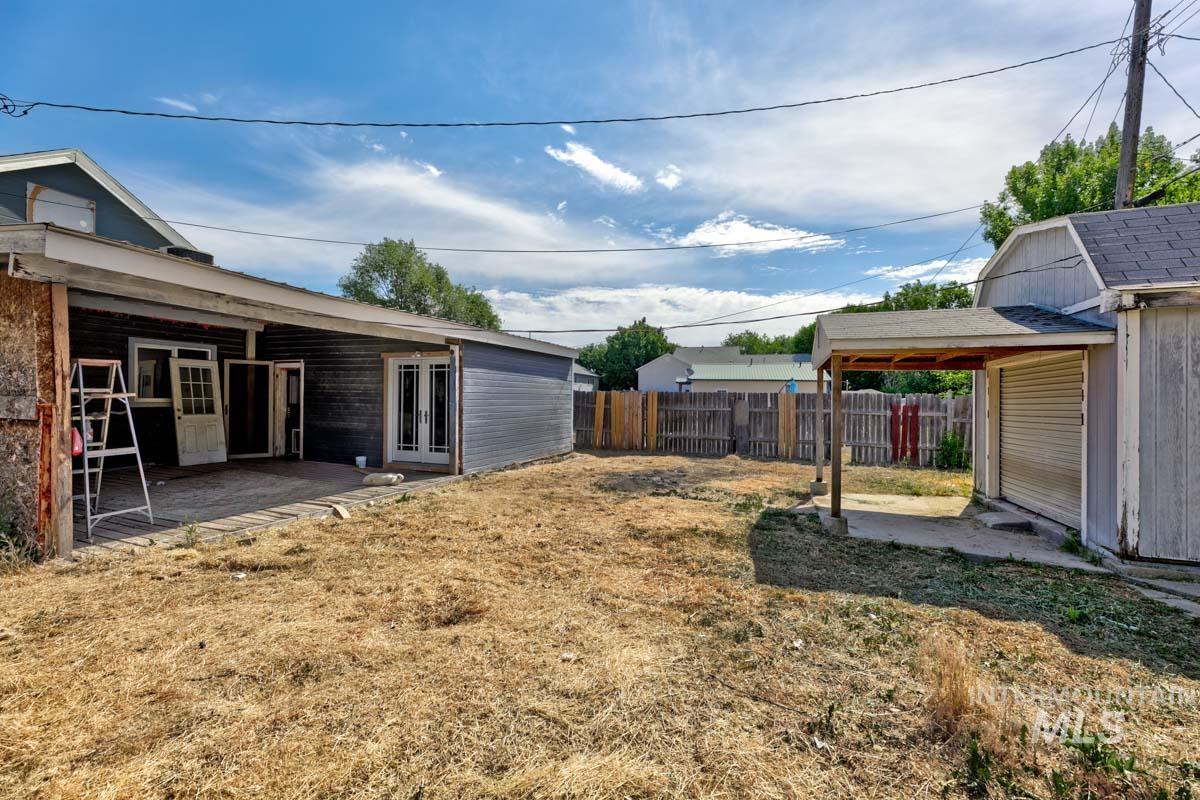 2212 Willow St, Caldwell, Idaho 83605, 4 Bedrooms, 1 Bathroom, Residential For Sale, Price $289,900, 98989139