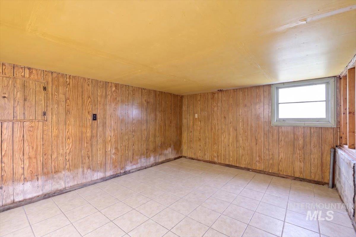 2 Cub Trl, Cascade, Idaho 83611, 2 Bedrooms, 1 Bathroom, Residential For Sale, Price $450,000,MLS 98989140