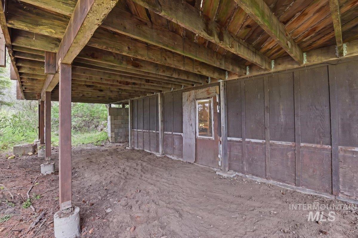 2 Cub Trl, Cascade, Idaho 83611, 2 Bedrooms, 1 Bathroom, Residential For Sale, Price $450,000,MLS 98989140