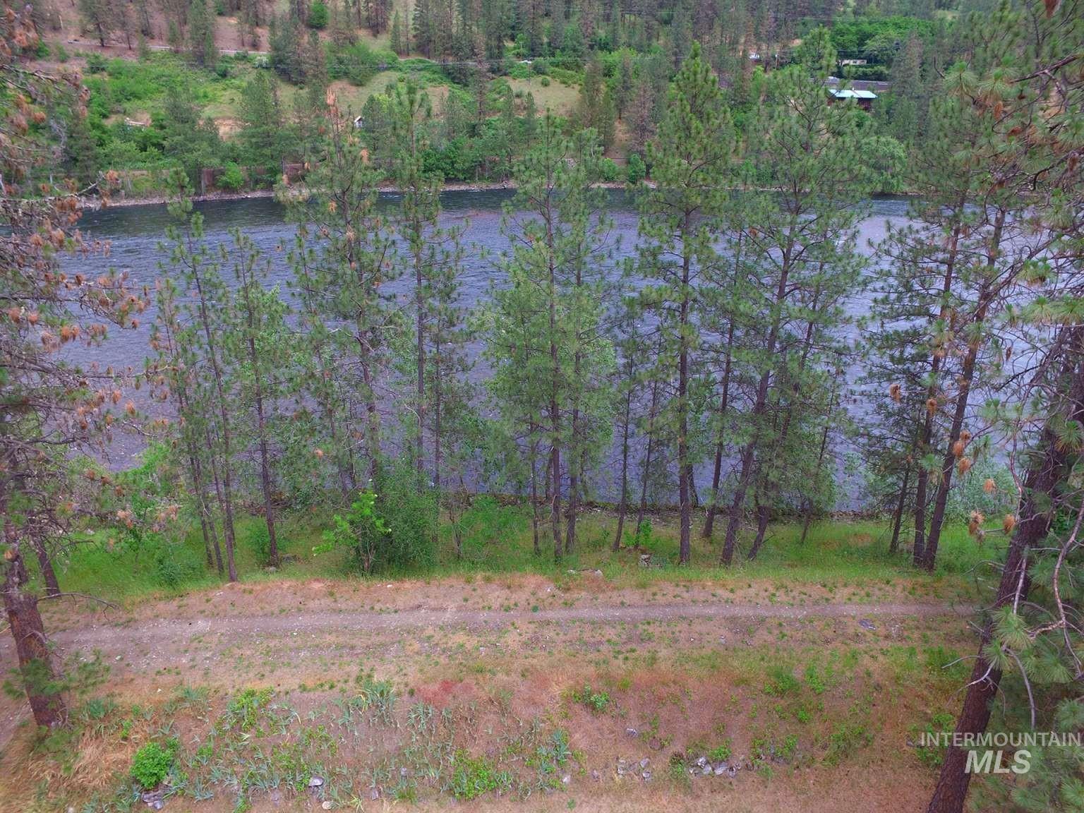 7 Bass Ln, Orofino, Idaho 83544, 3 Bedrooms, 2 Bathrooms, Residential For Sale, Price $85,000,MLS 98989142
