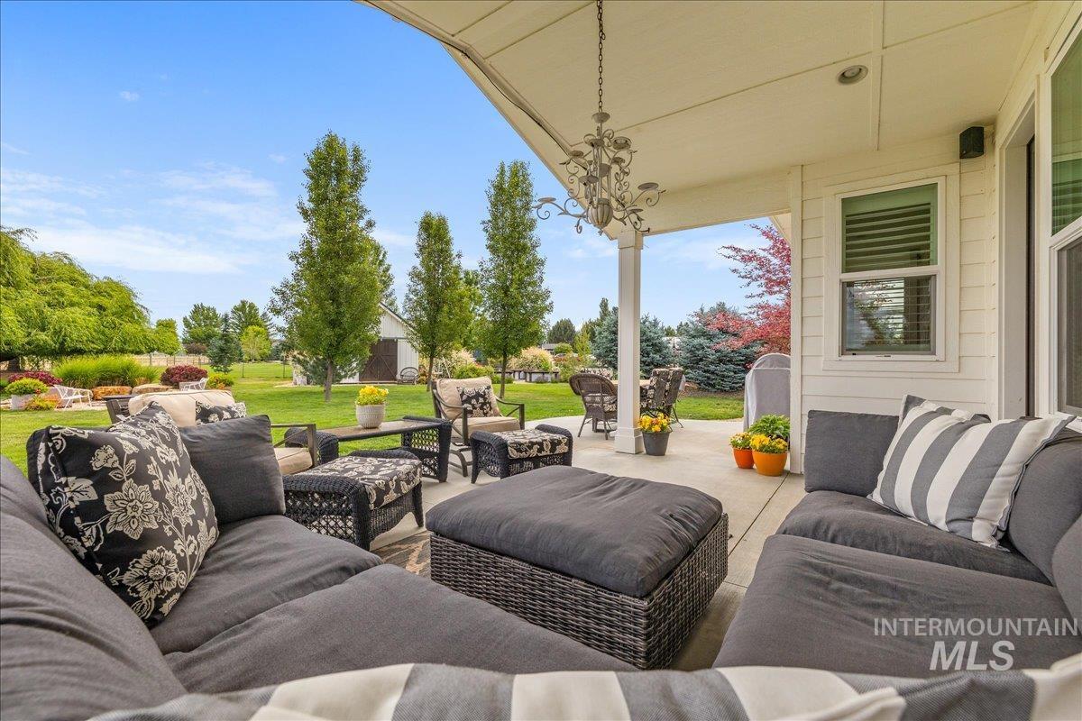 22614 Stoffle Ln, Middleton, Idaho 83644, 4 Bedrooms, 3.5 Bathrooms, Residential For Sale, Price $1,275,000,MLS 98989146