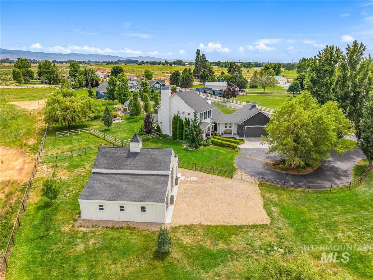22614 Stoffle Ln, Middleton, Idaho 83644, 4 Bedrooms, 3.5 Bathrooms, Residential For Sale, Price $1,275,000,MLS 98989146