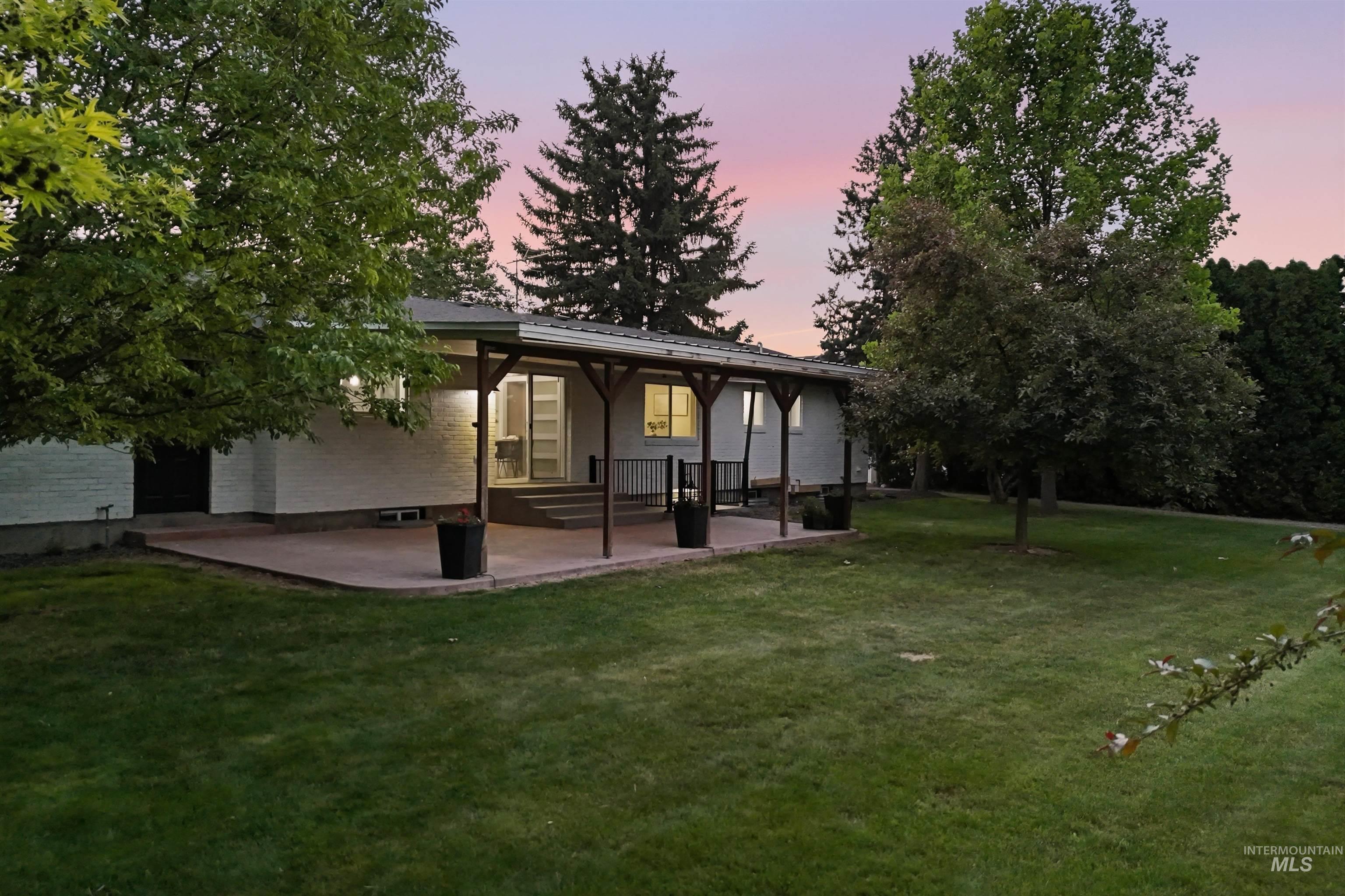 25238 Geri Ln, Caldwell, Idaho 83607, 5 Bedrooms, 3 Bathrooms, Residential For Sale, Price $799,000,MLS 98989149