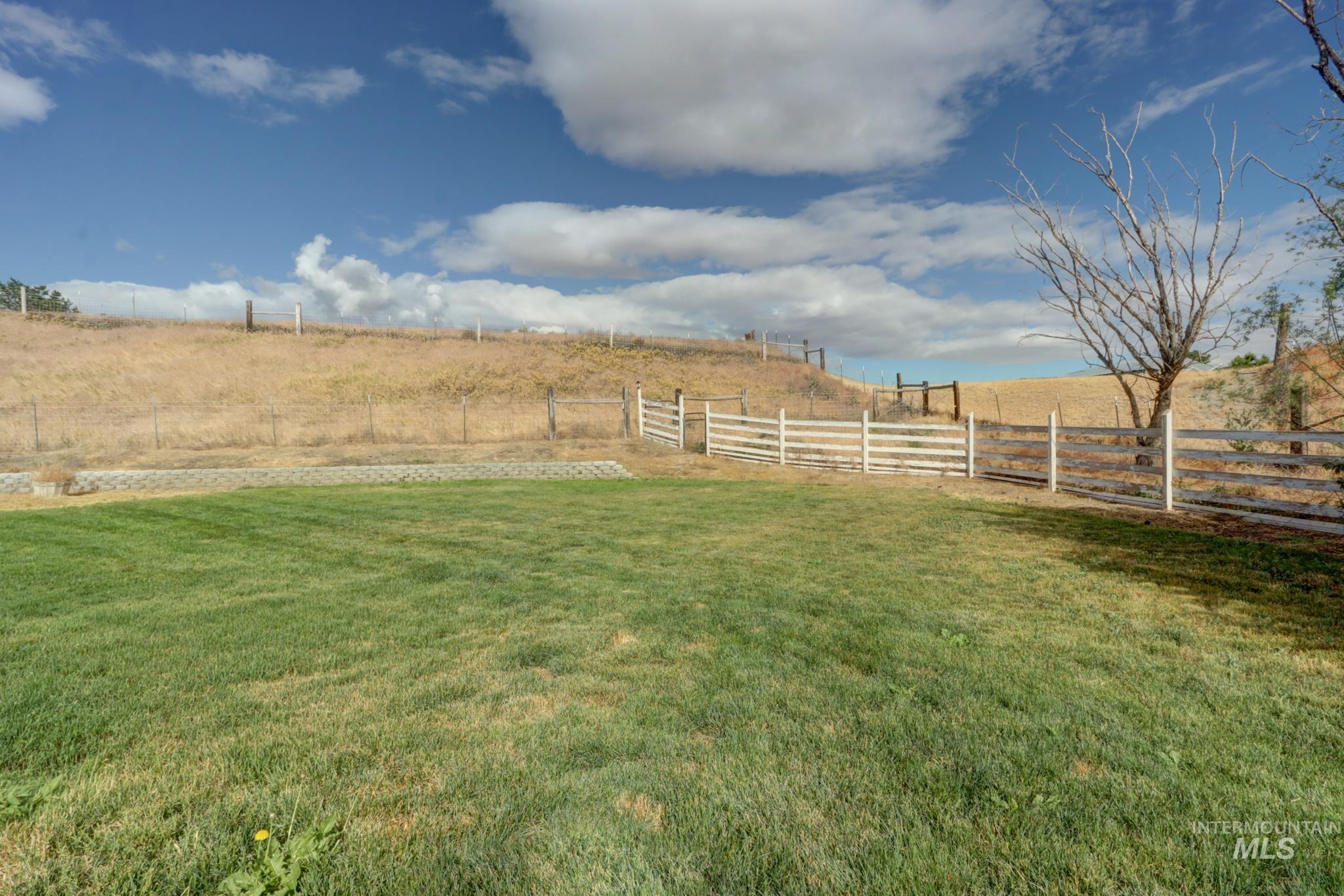 4449 Riata Cir, Ontario, Oregon 97914, 3 Bedrooms, 2 Bathrooms, Residential For Sale, Price $595,000,MLS 98989152
