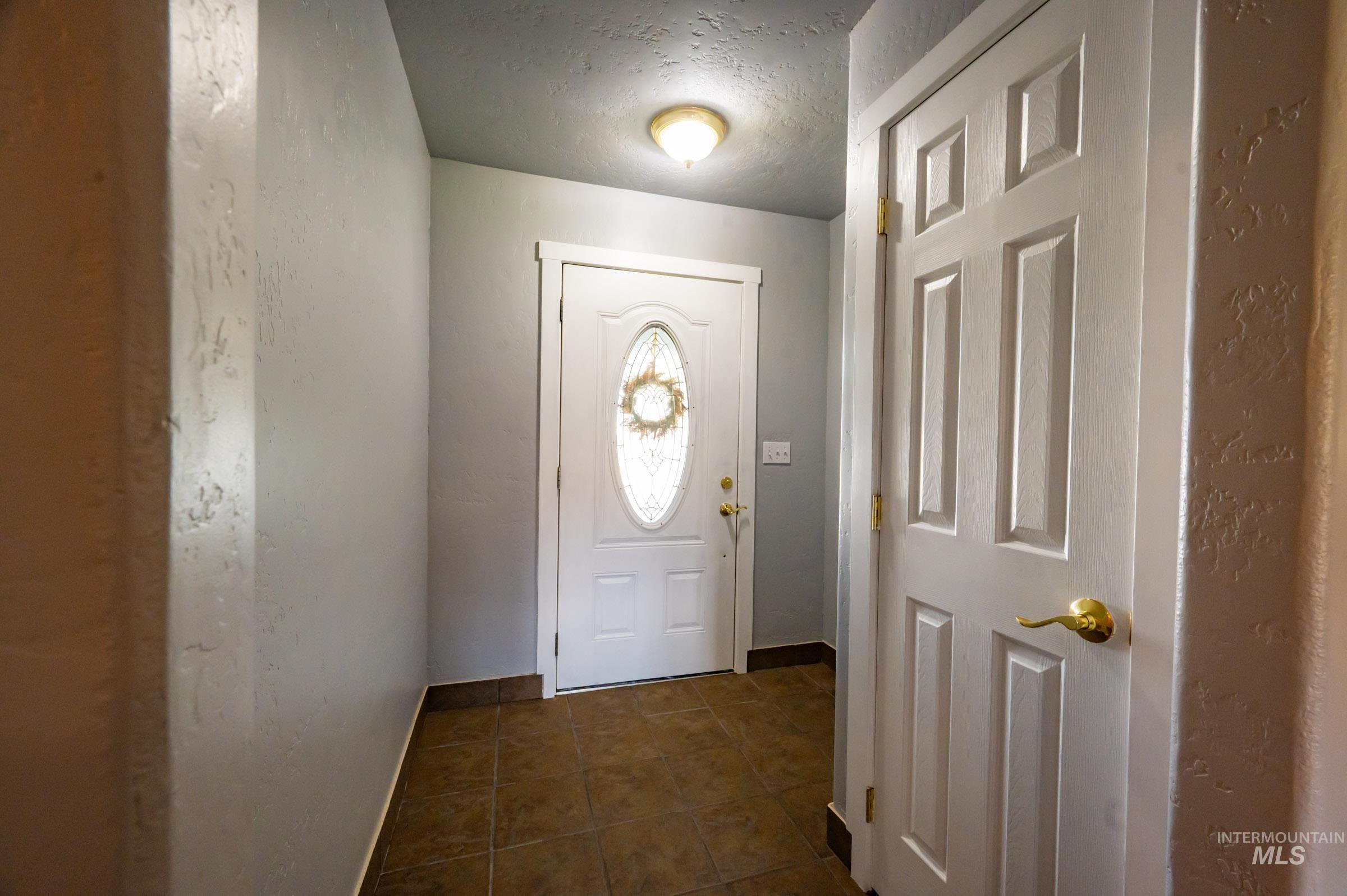 4449 Riata Cir, Ontario, Oregon 97914, 3 Bedrooms, 2 Bathrooms, Residential For Sale, Price $595,000,MLS 98989152