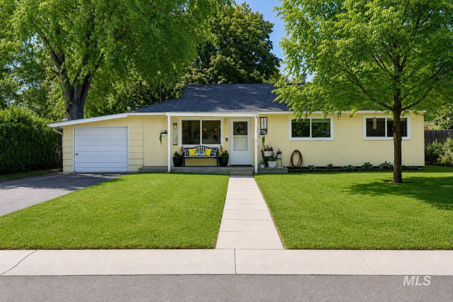 5613 W Kootenai St, Boise, Idaho 83705, 3 Bedrooms, 1 Bathroom, Residential For Sale, Price $434,900,MLS 98989153